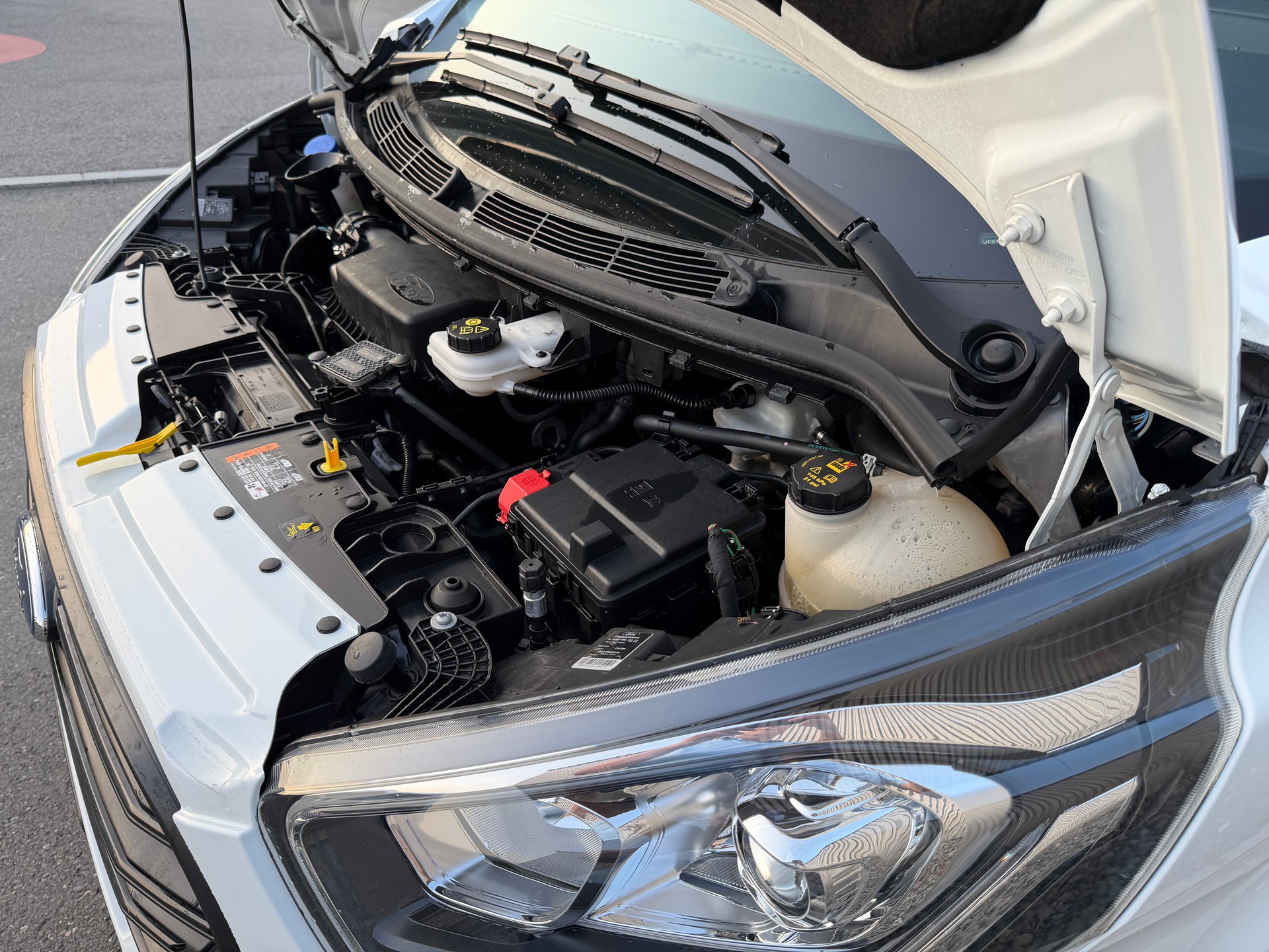 FORD Transit Custom 320 L1H1 Trend —-9 PLACES-image-41