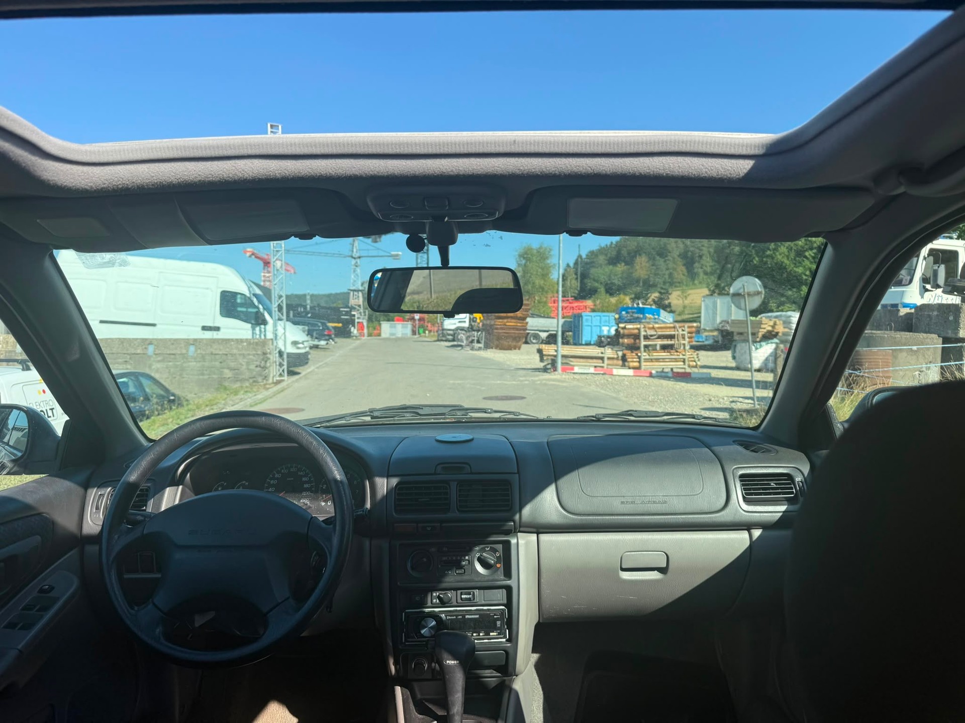 SUBARU Impreza 2.0 A-image-14