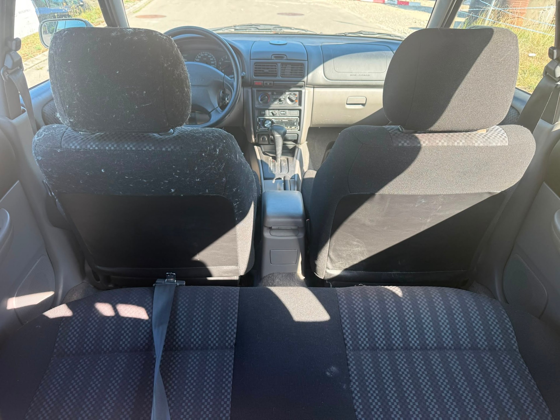 SUBARU Impreza 2.0 A-image-8