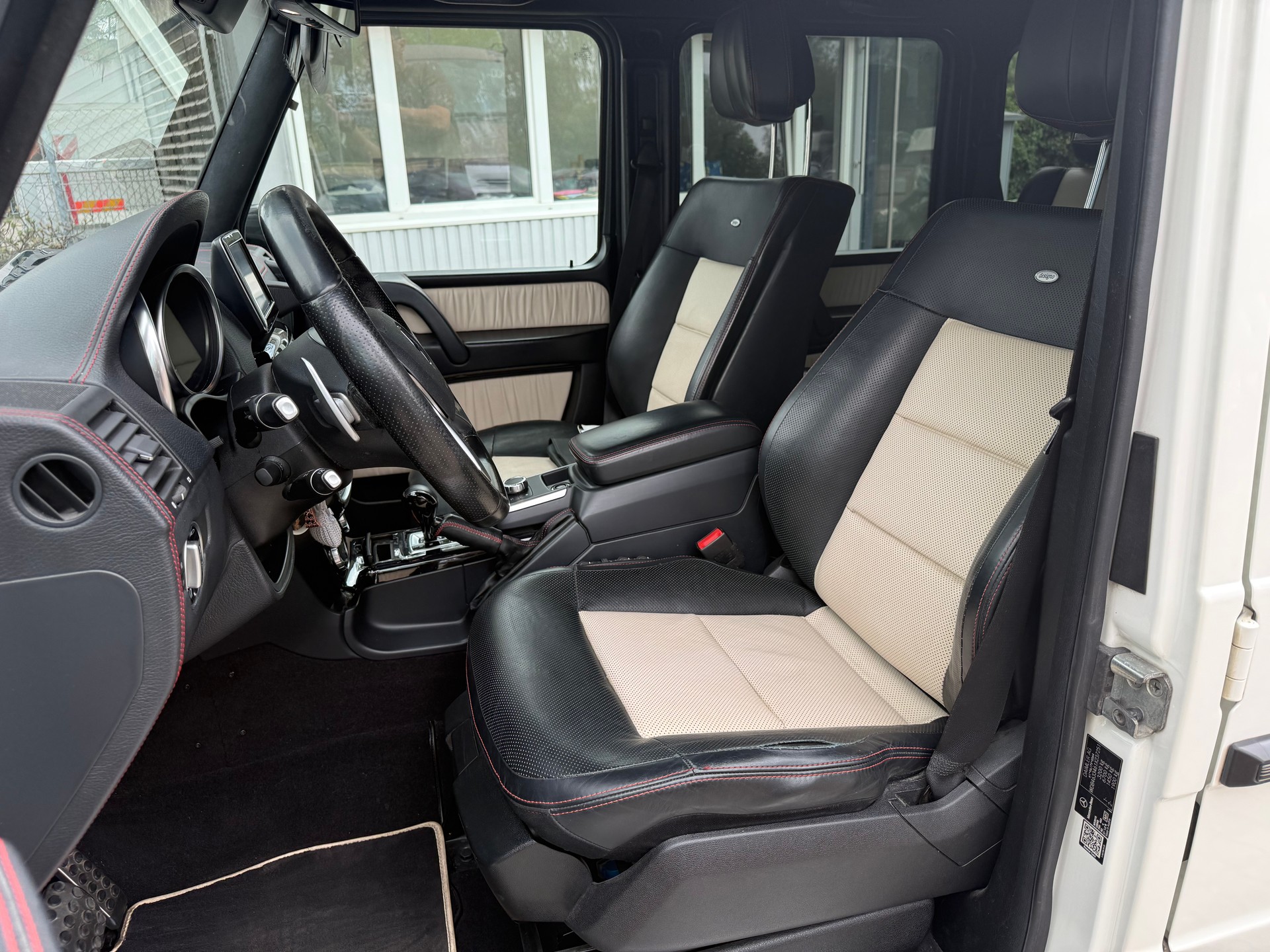 MERCEDES-BENZ G 350 BlueTEC Anniversary 7G-Tronic-image-10