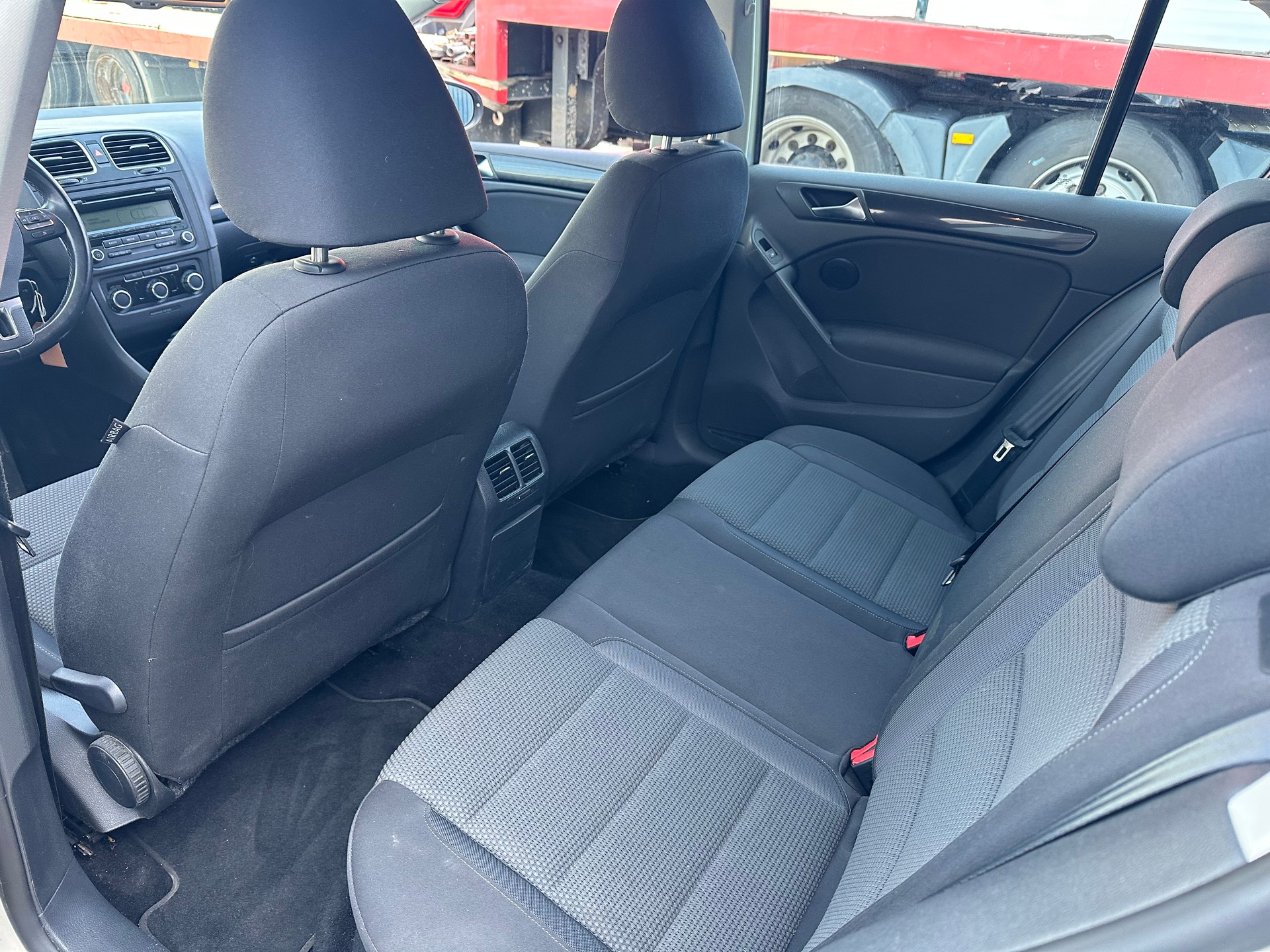 VW Golf 1.4 TSI Team DSG-image-6