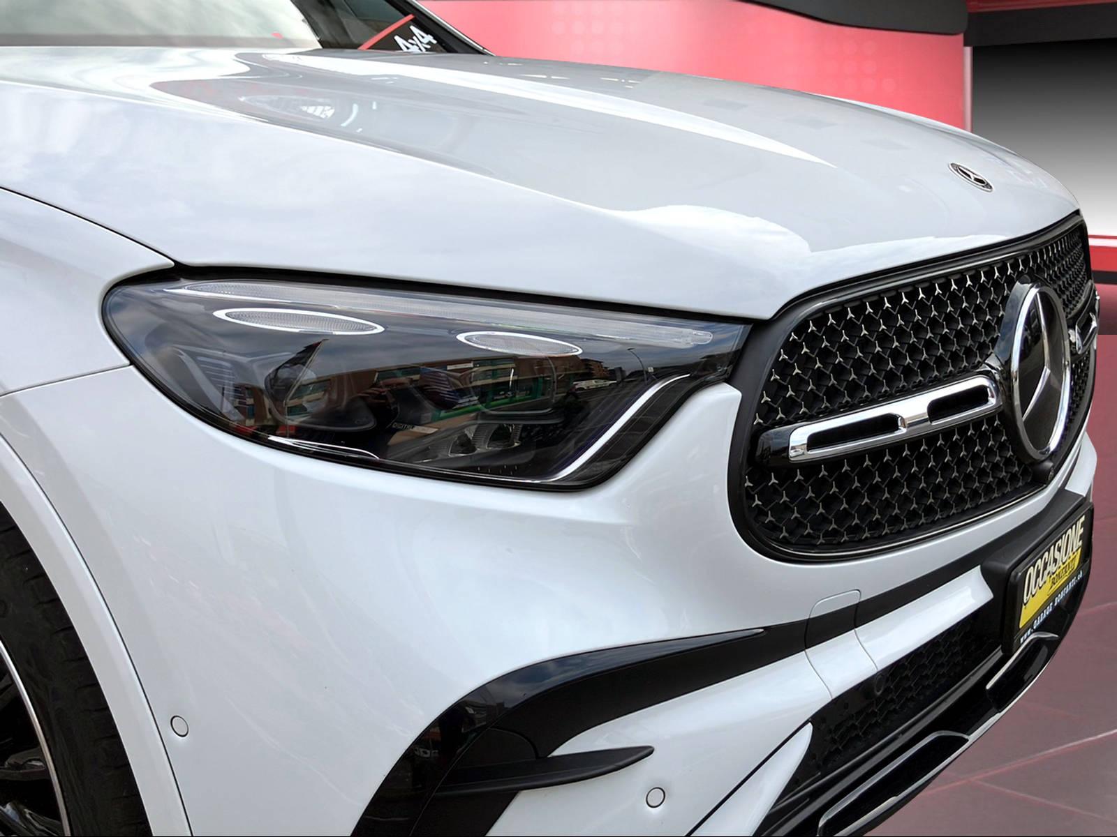 MERCEDES-BENZ GLC 300 d AMG Line 4matic Coupé-image-15