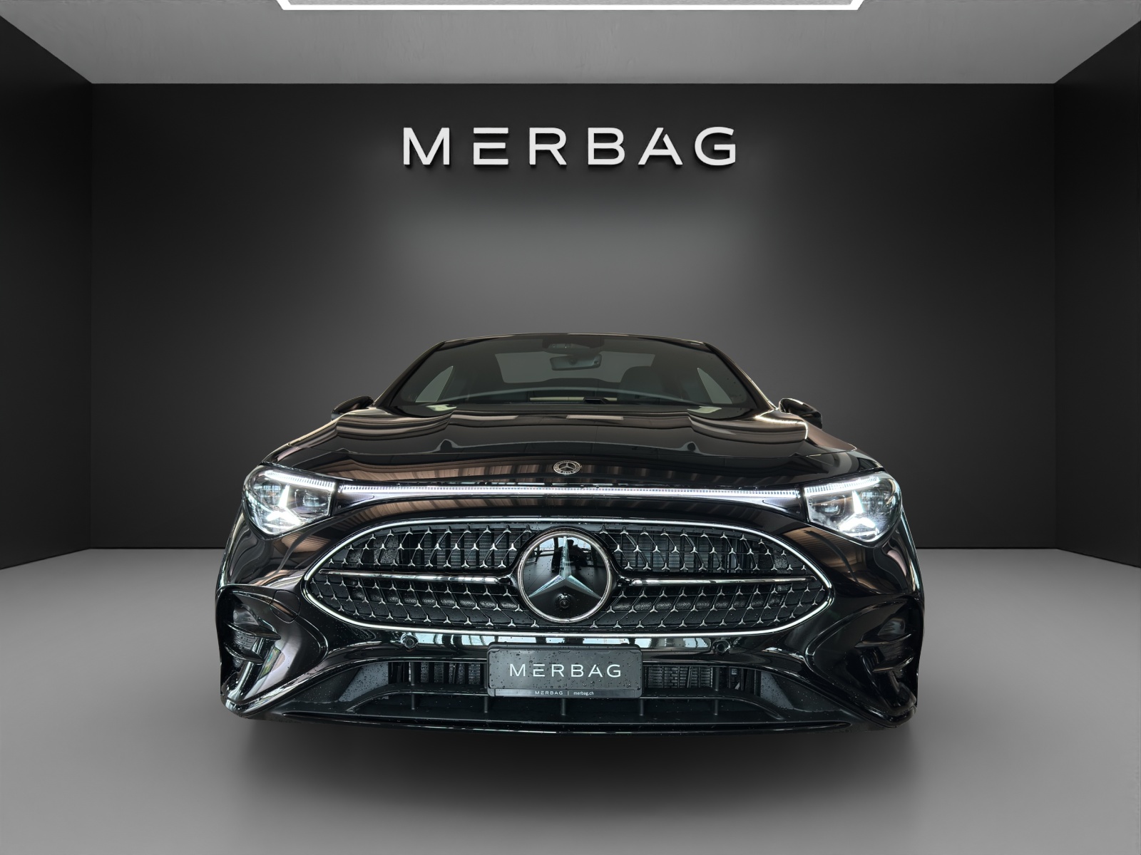 MERCEDES-BENZ CLA 200 8G-DCT 4Matic-image-1