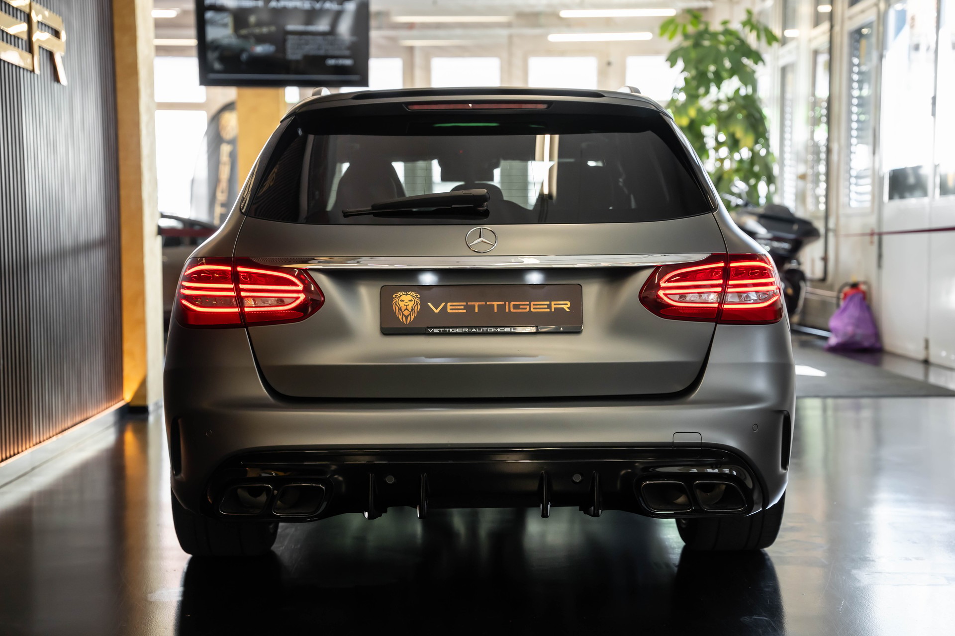 MERCEDES-BENZ C 63 S AMG-image-4