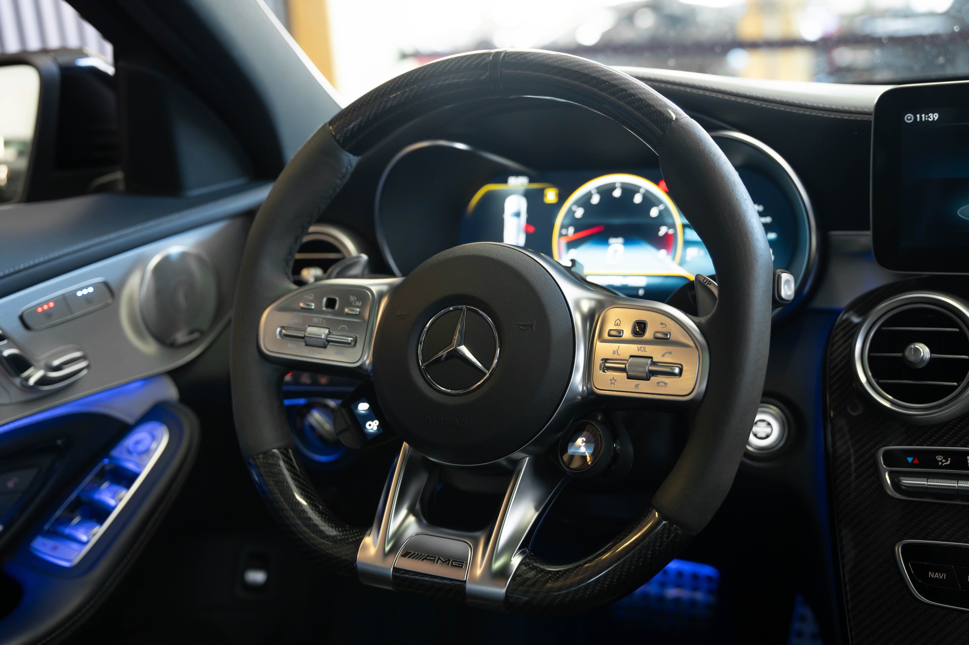 MERCEDES-BENZ C 63 S AMG-image-35