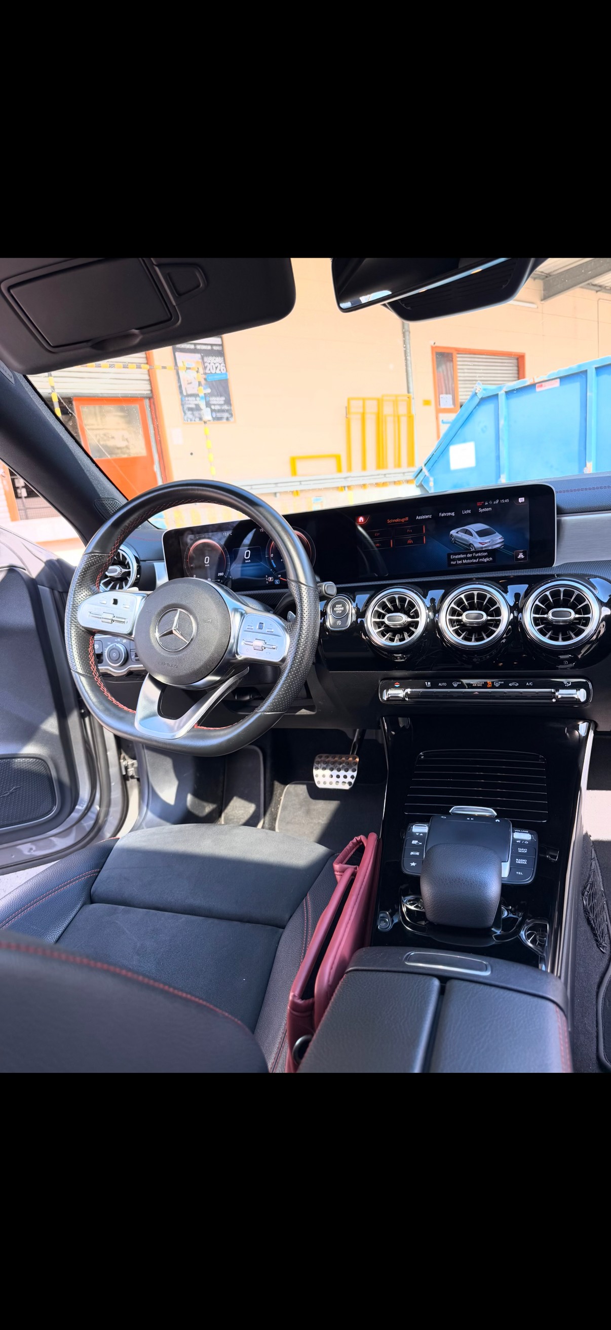 MERCEDES-BENZ CLA 250 AMG Line 4matic-image-4