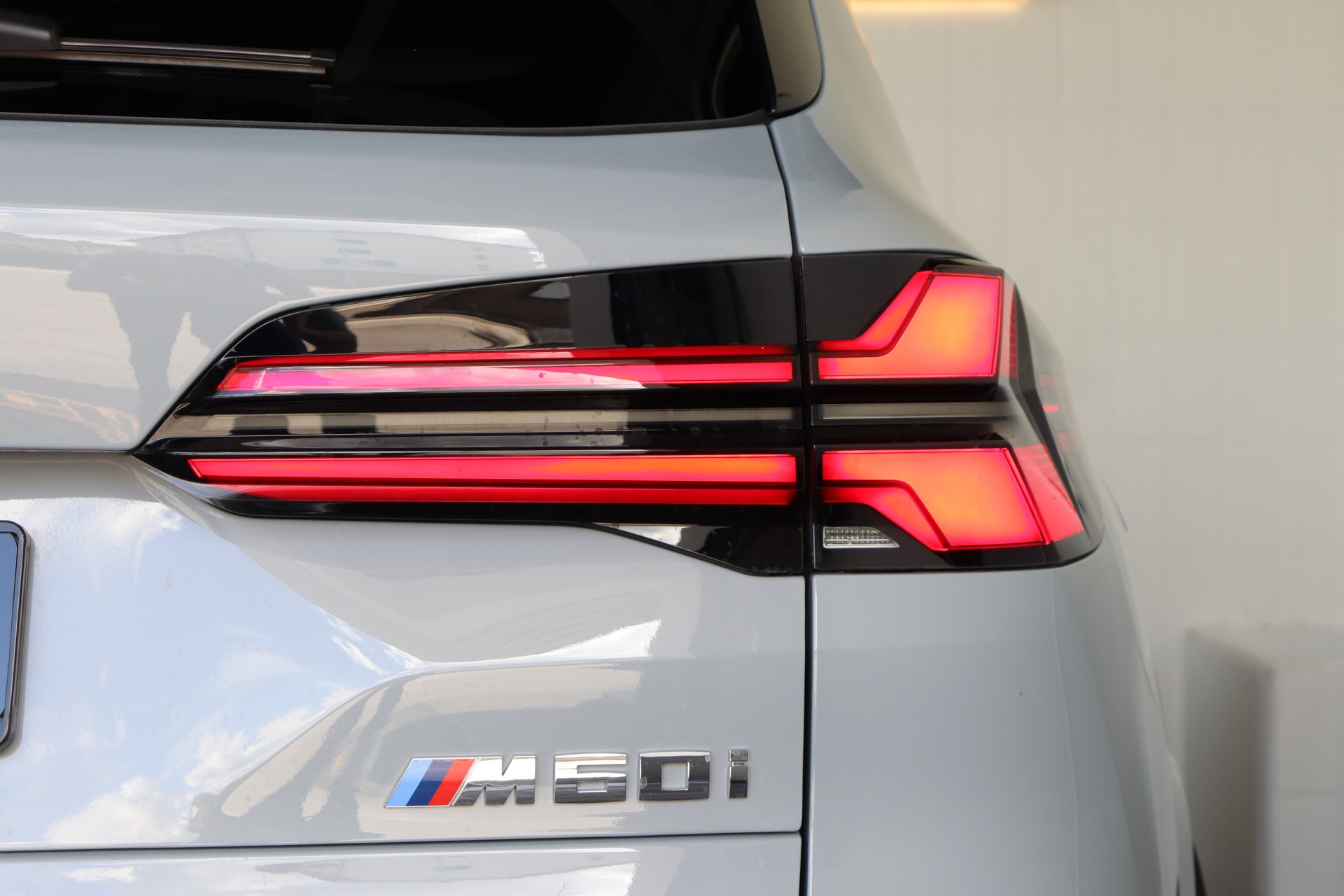 BMW X5 xDrive 48V M60i M Sport Pro Steptronic-image-9