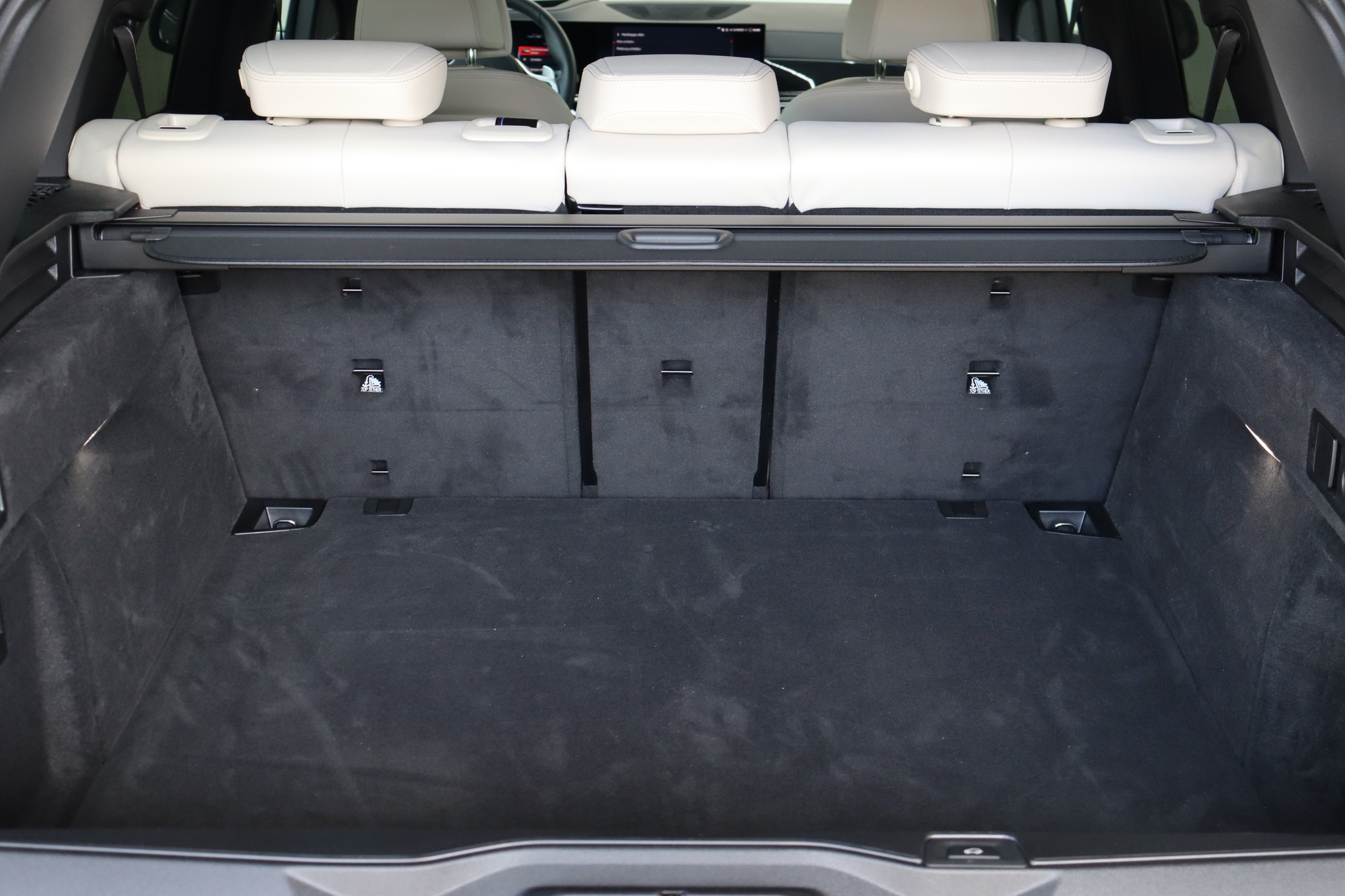 BMW X5 xDrive 48V M60i M Sport Pro Steptronic-image-29
