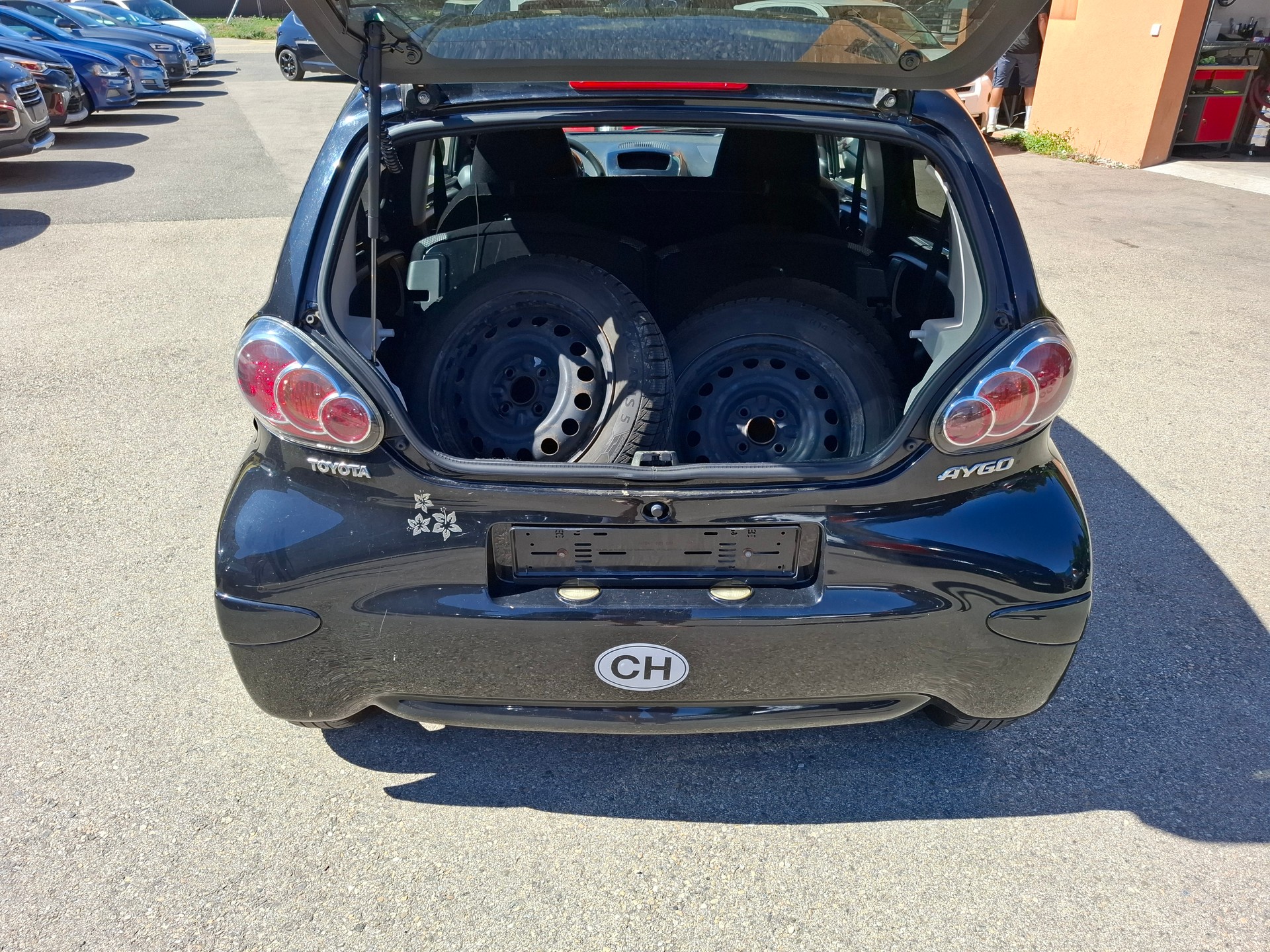 TOYOTA Aygo 1.0 VVT-i Luna-image-10