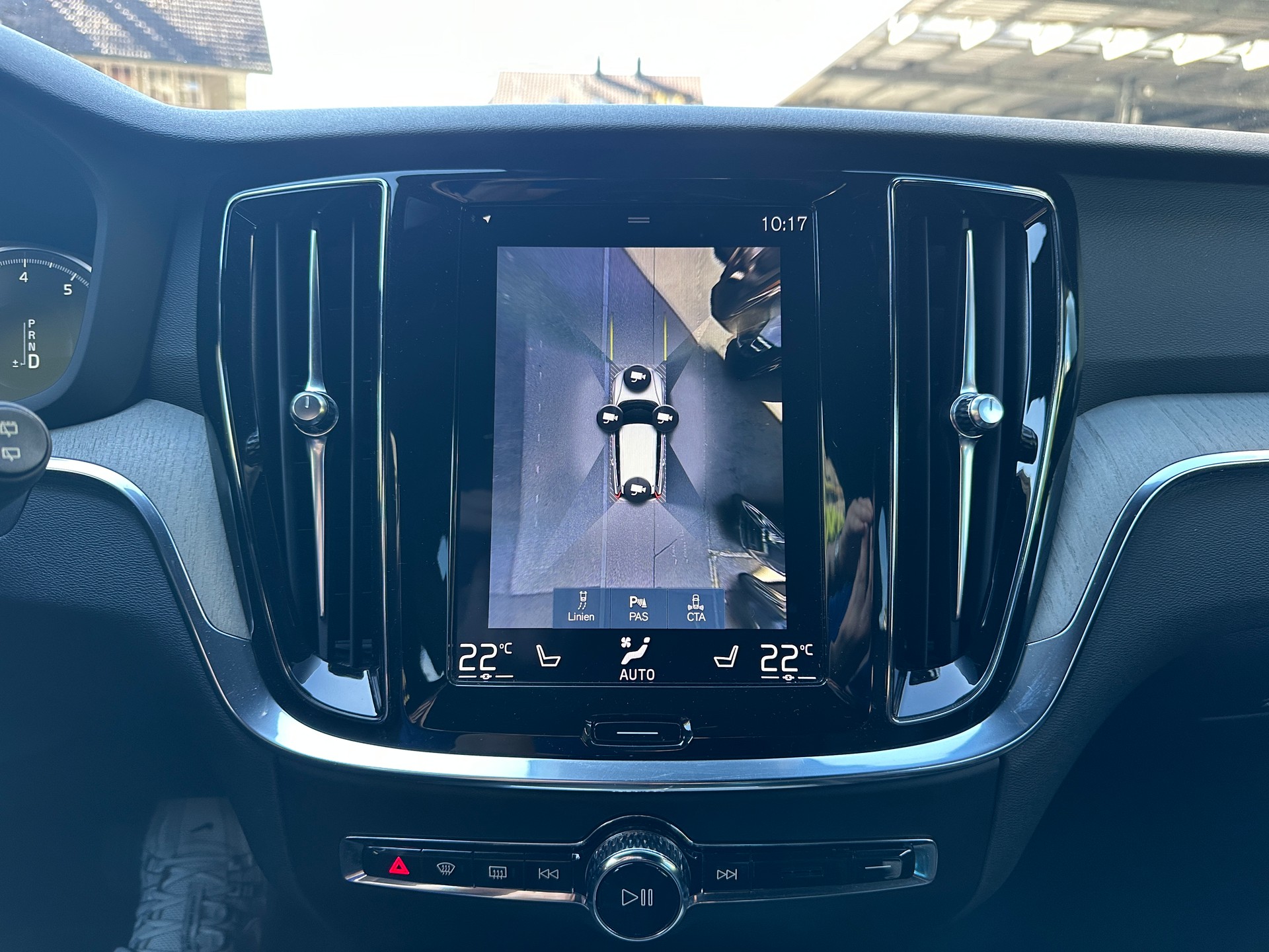 VOLVO V60 Cross Country T5 AWD Geartronic-image-8