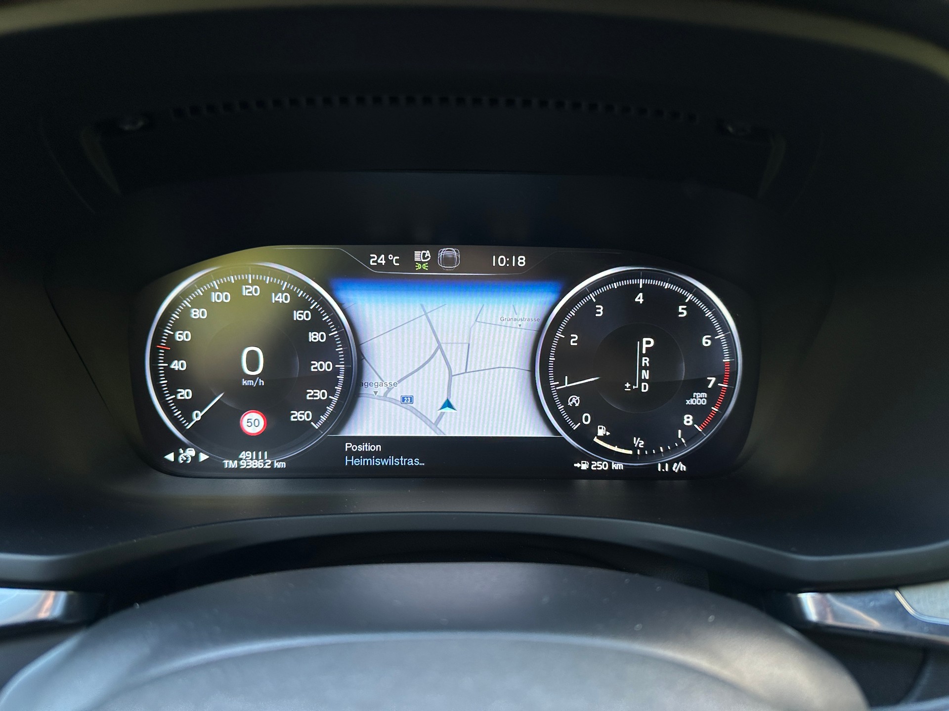 VOLVO V60 Cross Country T5 AWD Geartronic-image-6