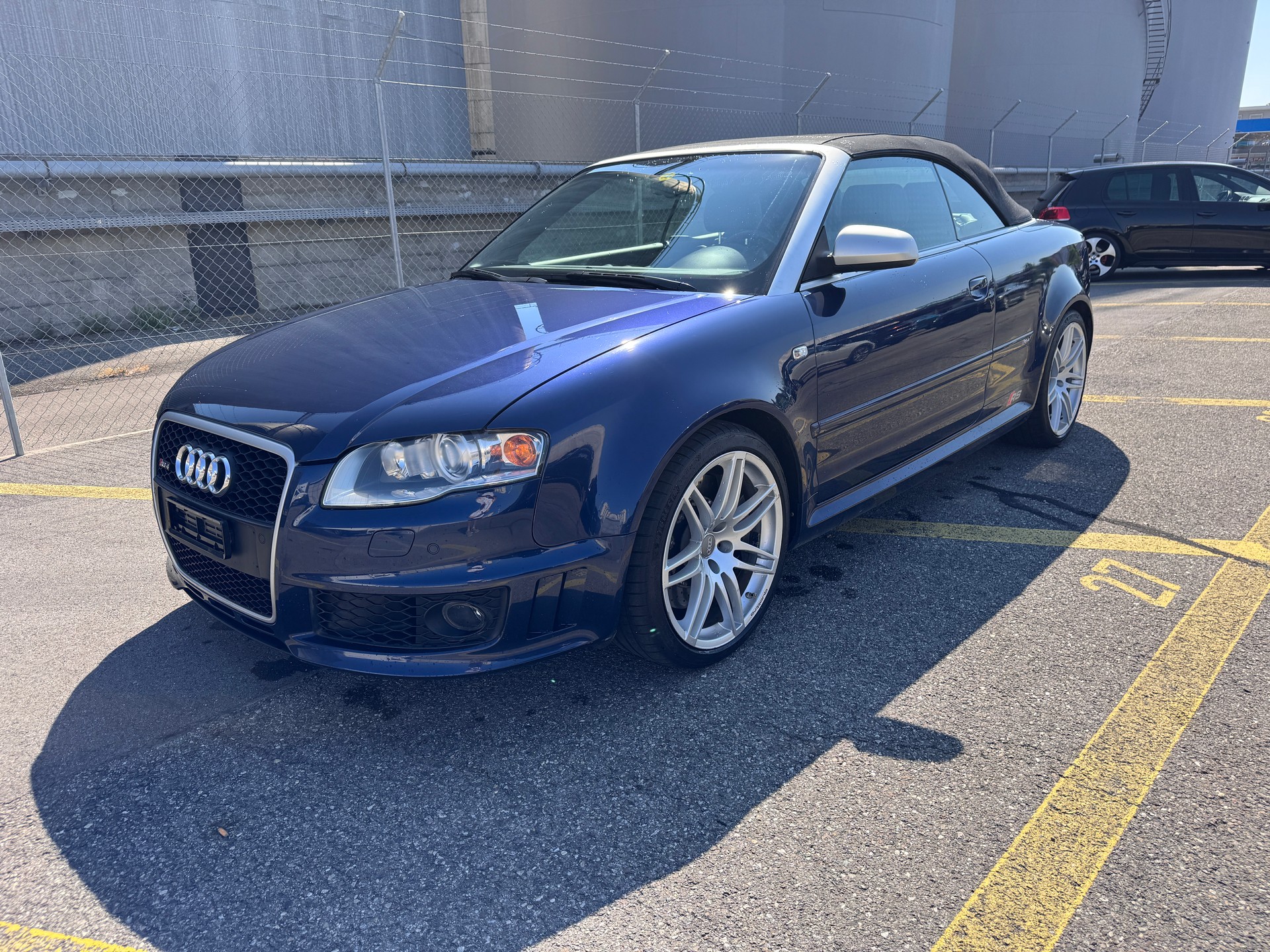 AUDI RS4 Cabriolet 4.2 V8 quattro-image-0