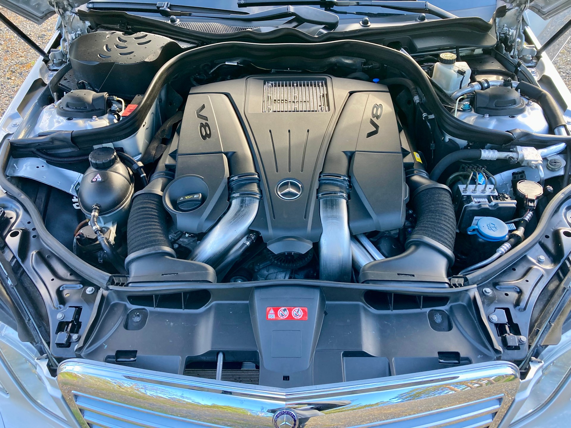 MERCEDES-BENZ E 500 V8 BlueEF Eleg. 4matic-image-3