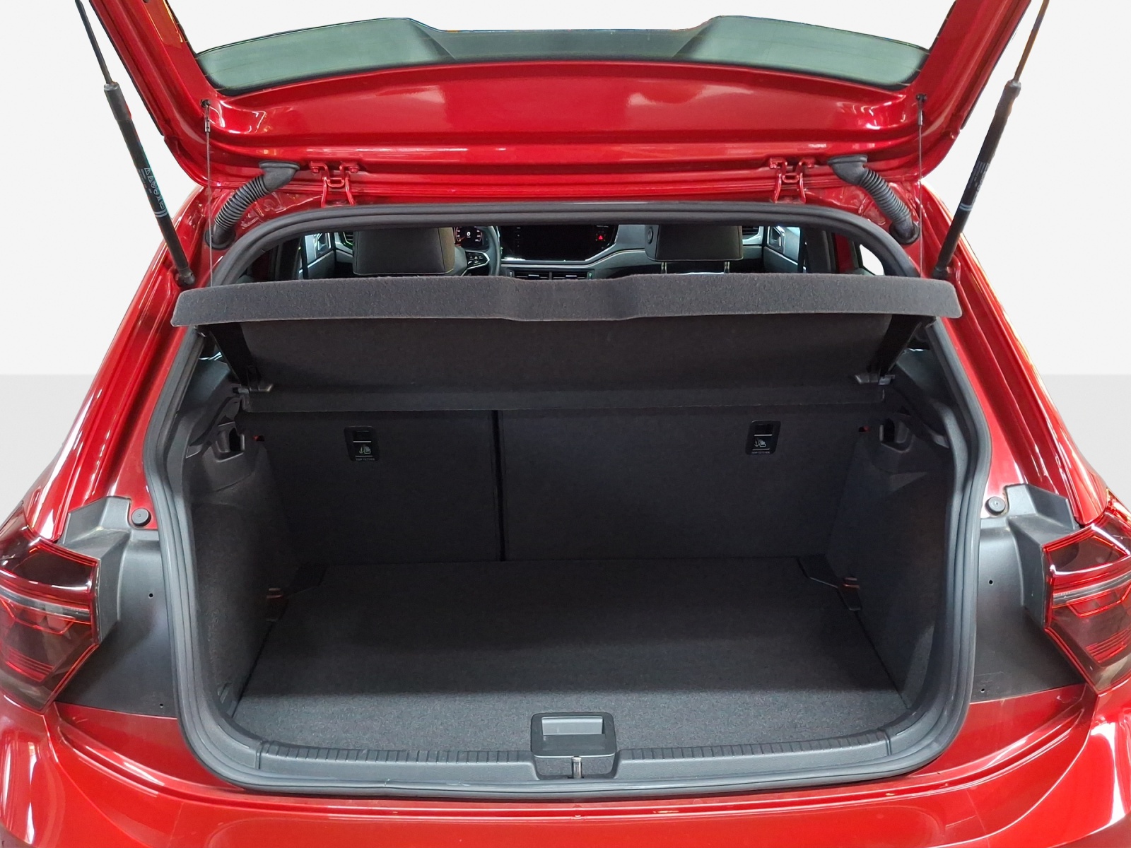 VW Polo 2.0 TSI GTI 75 Edition DSG-image-12