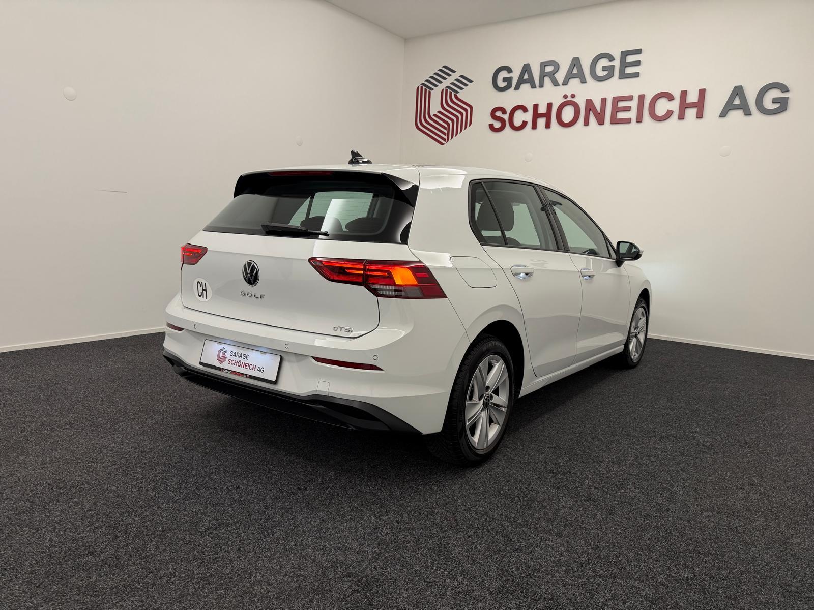 VW Golf VIII 1.5 eTSI Life DSG-image-4