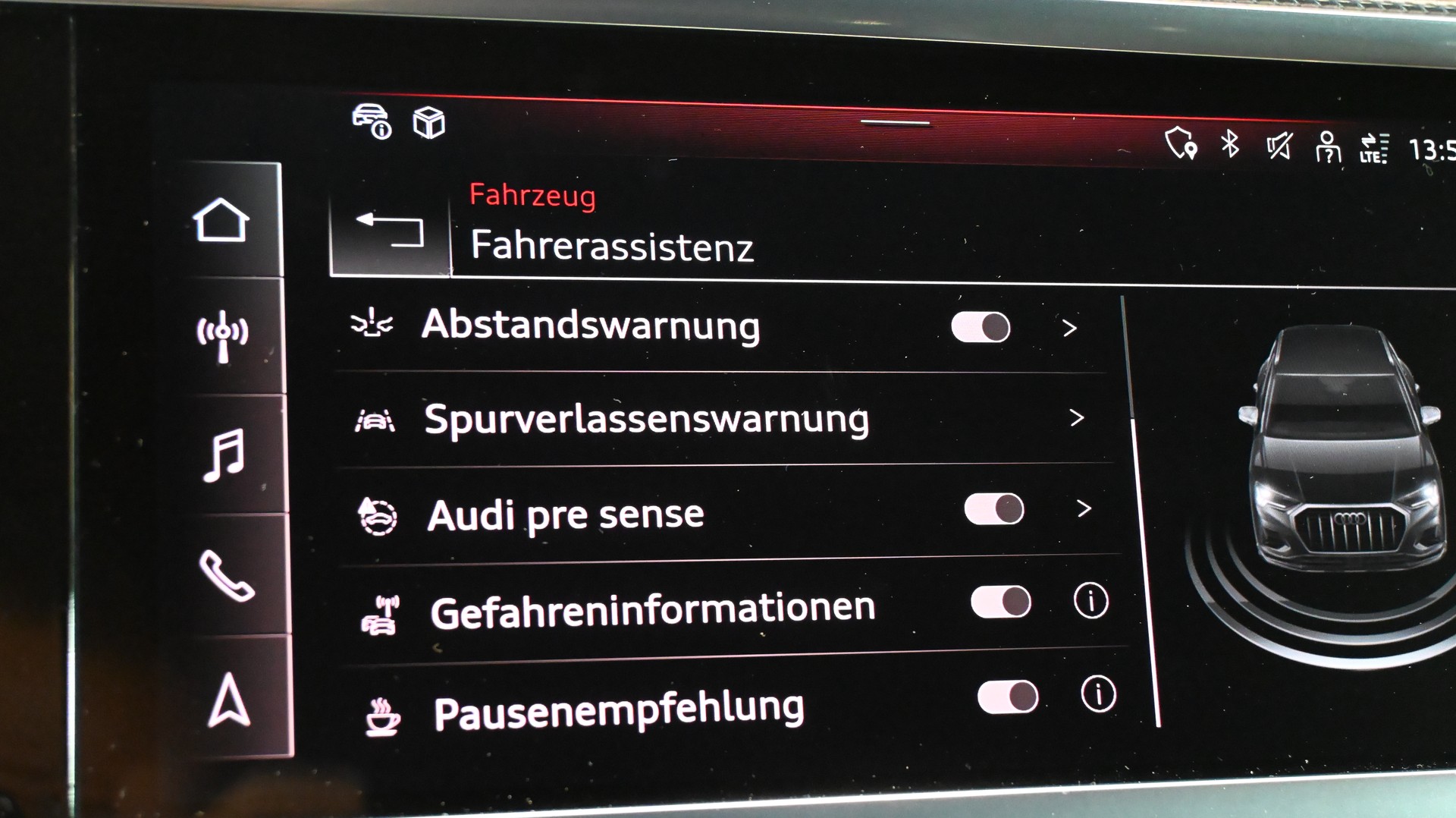 AUDI Q3 35 TFSI S line Attraction S-tronic-image-11