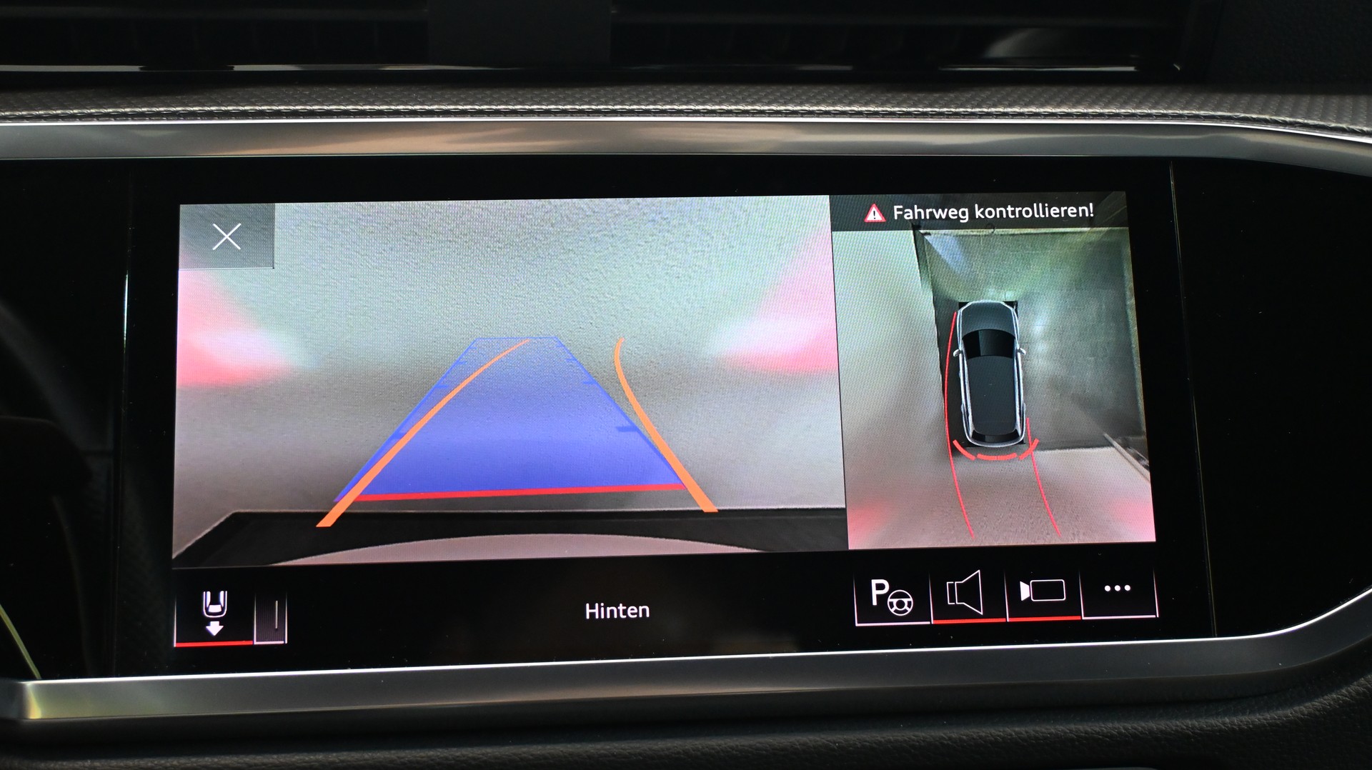 AUDI Q3 35 TFSI S line Attraction S-tronic-image-7