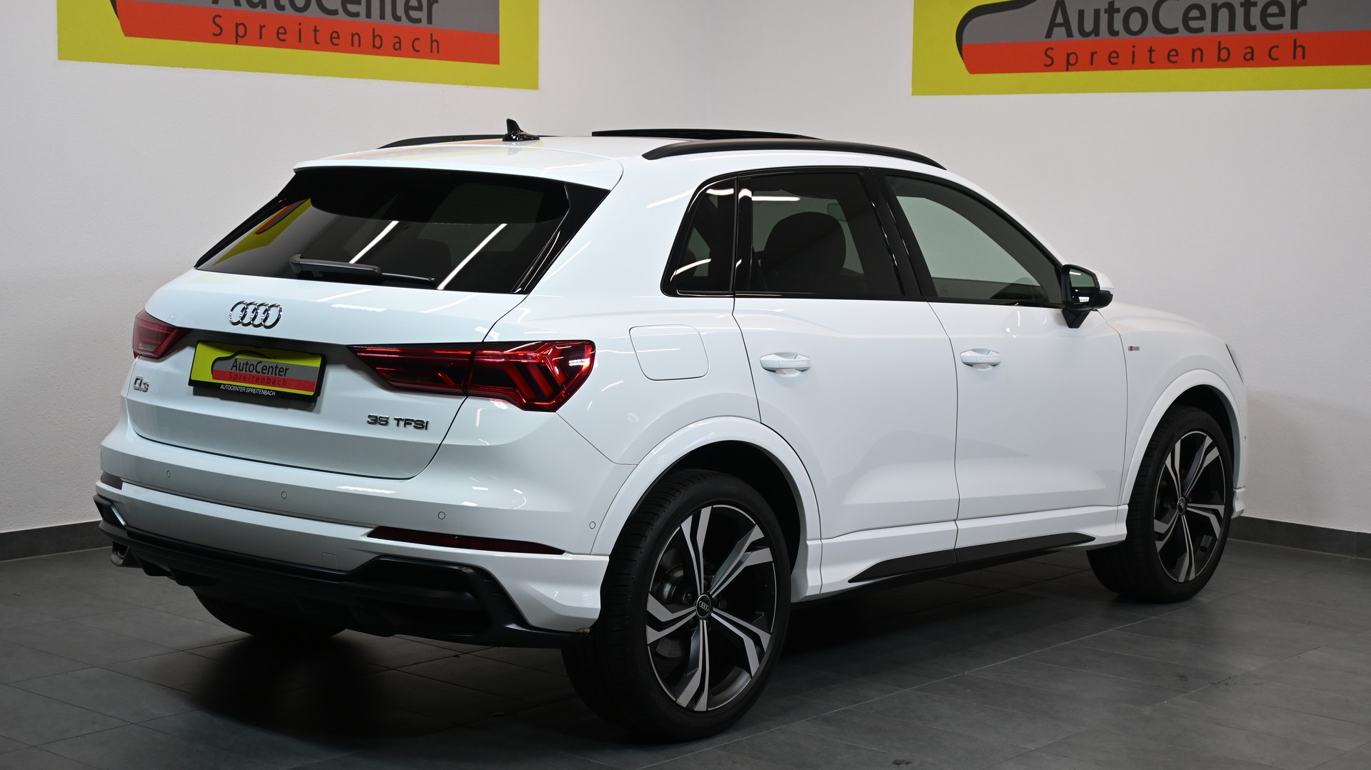 AUDI Q3 35 TFSI S line Attraction S-tronic-image-13