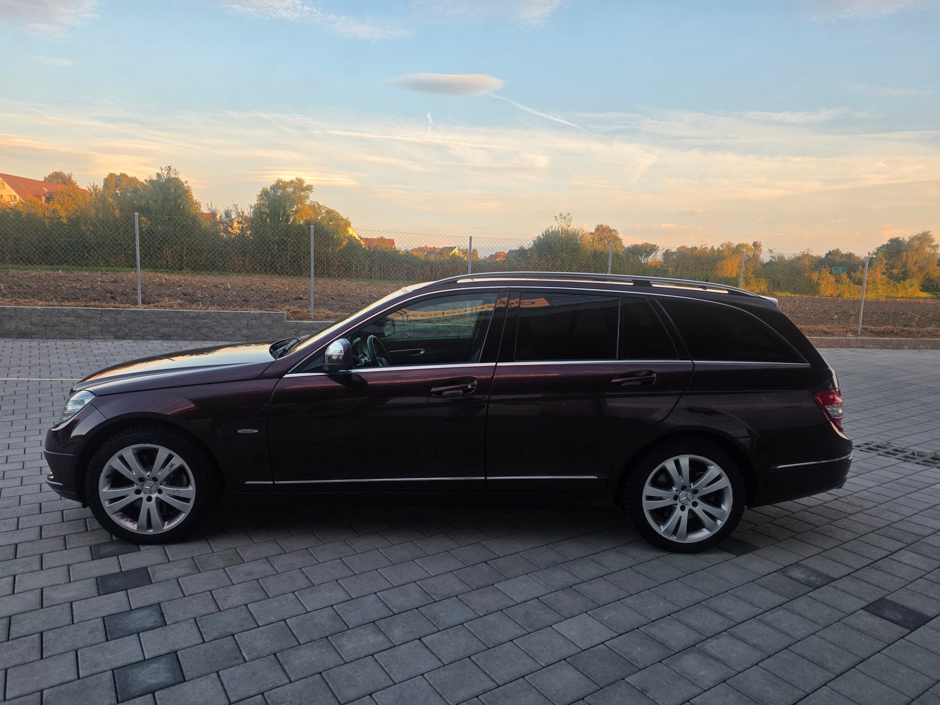 MERCEDES-BENZ C 350 CDI (320 CDI) Avantgarde 4Matic 7G-Tronic-image-5