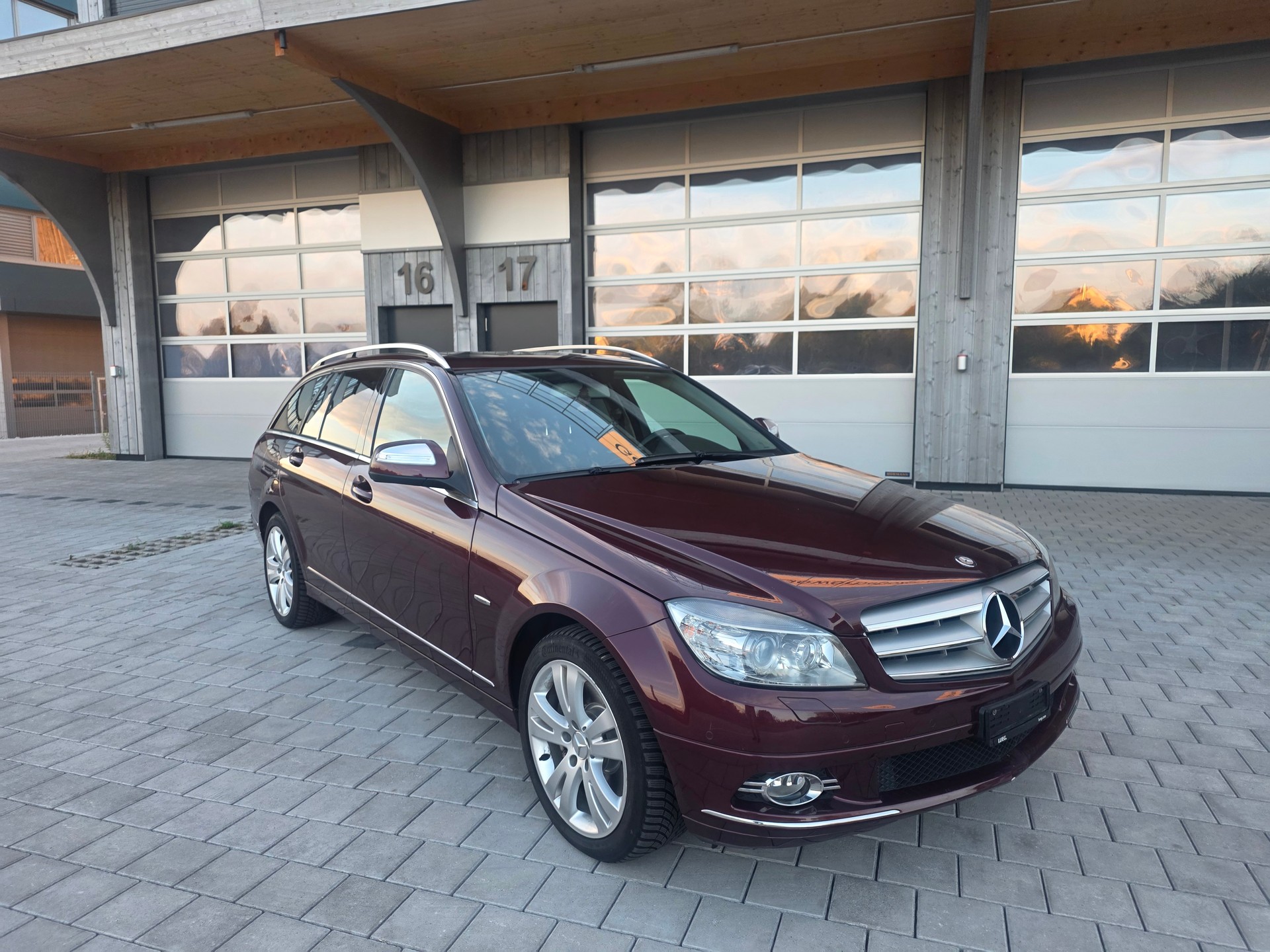 MERCEDES-BENZ C 350 CDI (320 CDI) Avantgarde 4Matic 7G-Tronic-image-2