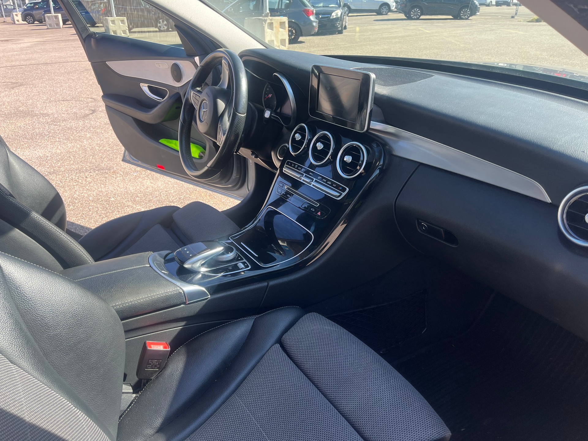 MERCEDES-BENZ C 220 BlueTEC BlueEfficiency Edition AMG Line-image-2
