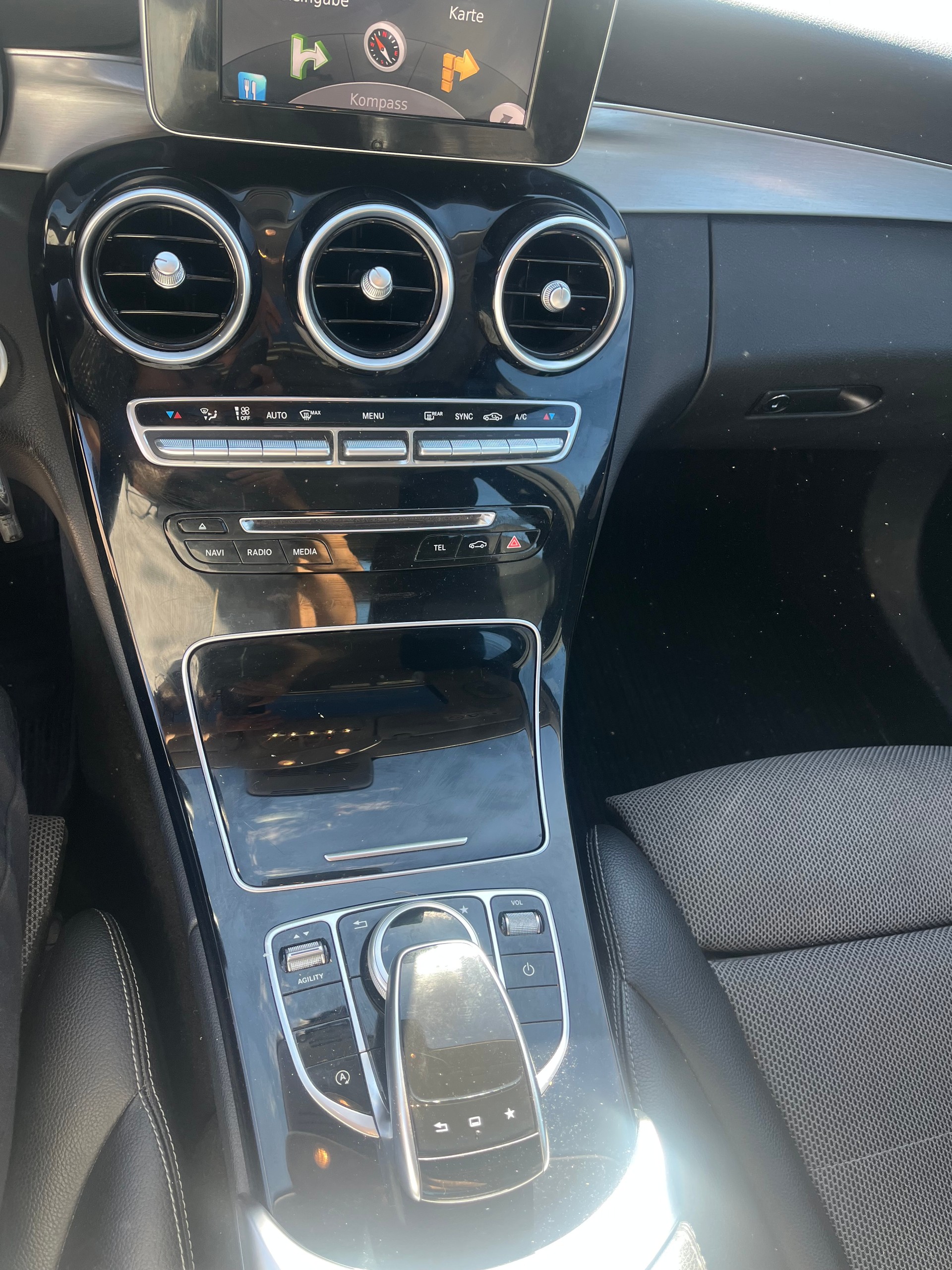 MERCEDES-BENZ C 220 BlueTEC BlueEfficiency Edition AMG Line-image-3