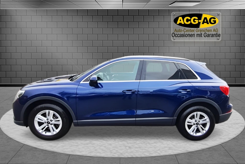AUDI Q3 40 TDI quattro S-tronic ** 200 PS ** Gr-Navi ** RF-Kamera ** Abstandsregelsysteme ** Frisch Ab MFK & Service **-image-3