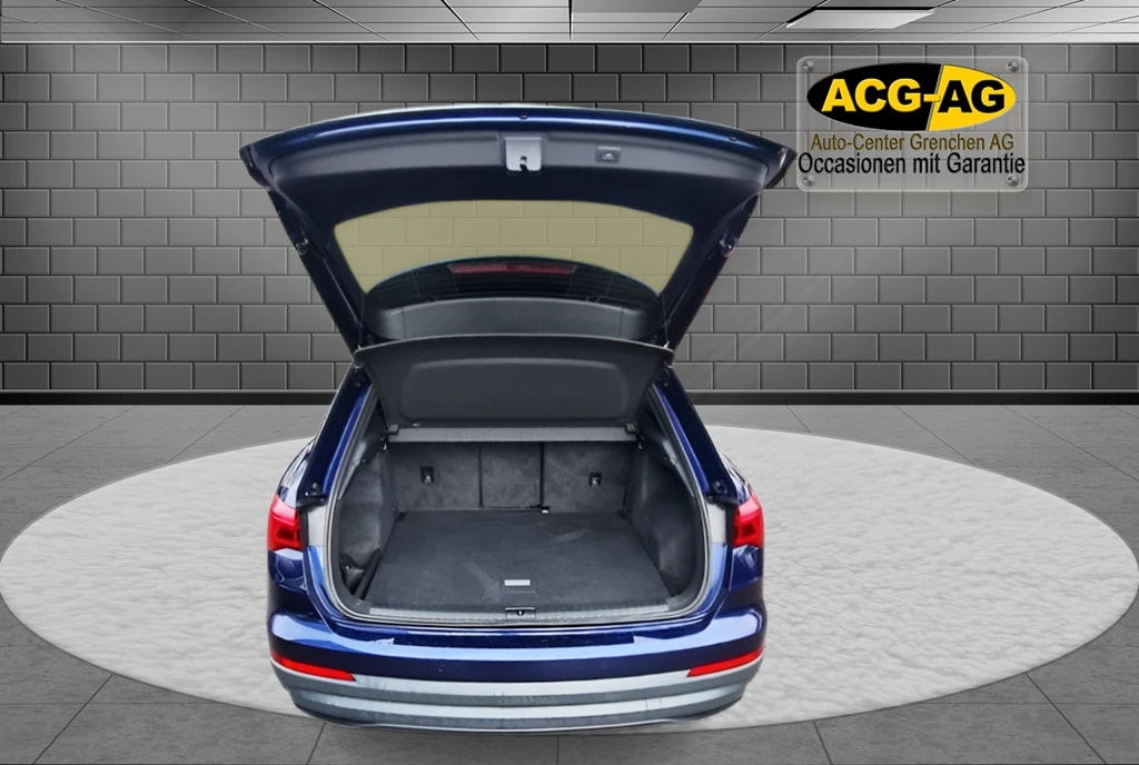AUDI Q3 40 TDI quattro S-tronic ** 200 PS ** Gr-Navi ** RF-Kamera ** Abstandsregelsysteme ** Frisch Ab MFK & Service **-image-6