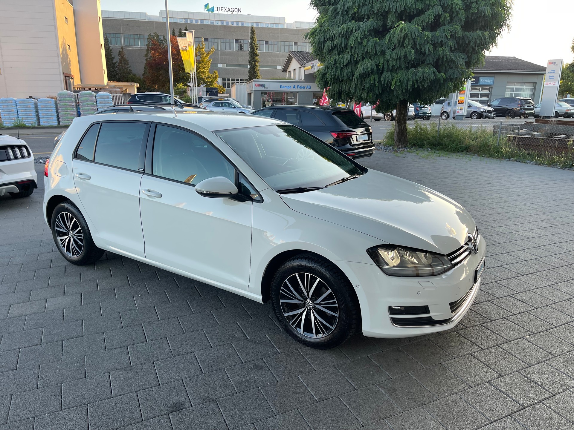 VW Golf 1.2 TSI Allstar-image-3
