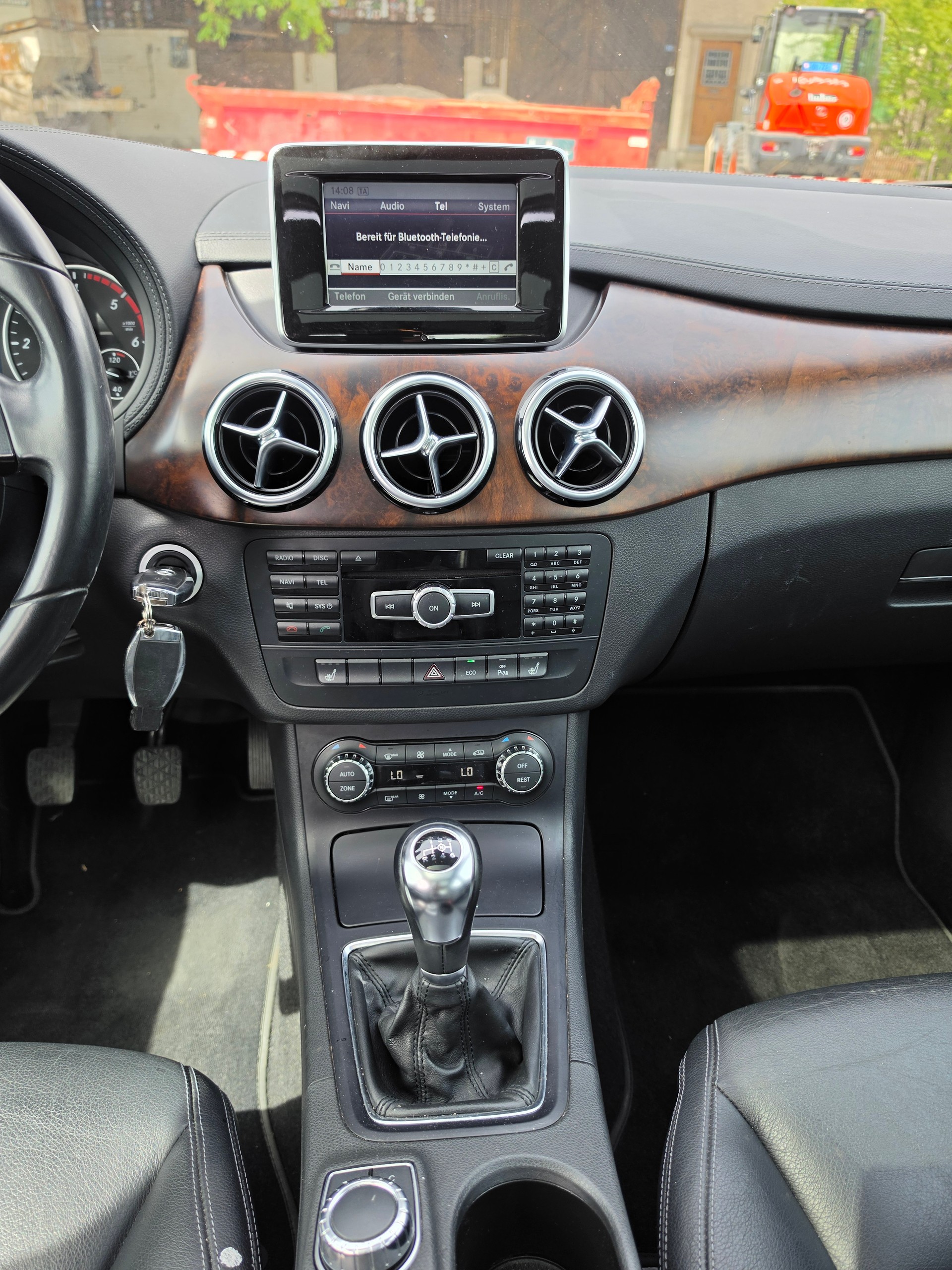 MERCEDES-BENZ B 180 CDI-image-13