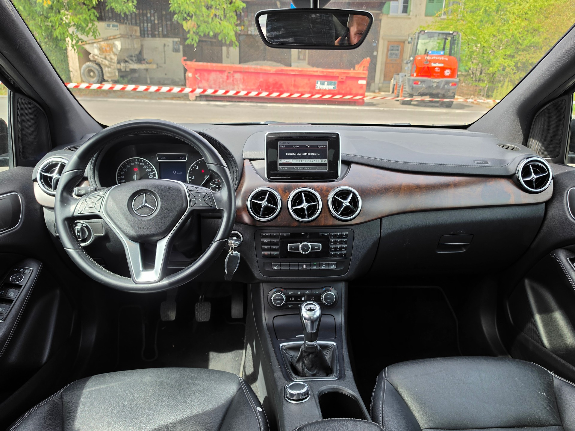 MERCEDES-BENZ B 180 CDI-image-8