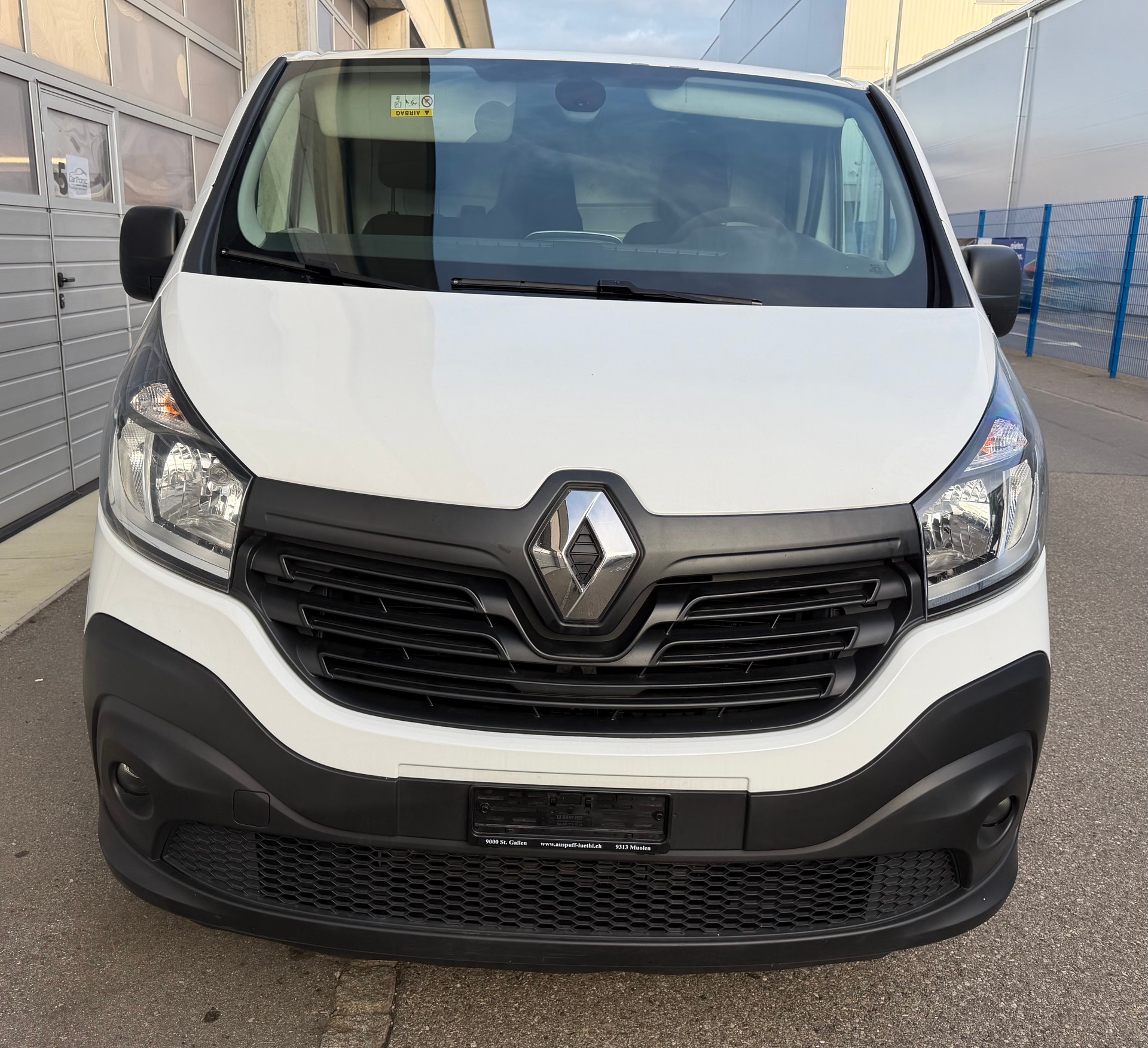RENAULT Trafic 1.6 ENERGY TwinT. dCi125 2.9t Busin. L1H1-image-7
