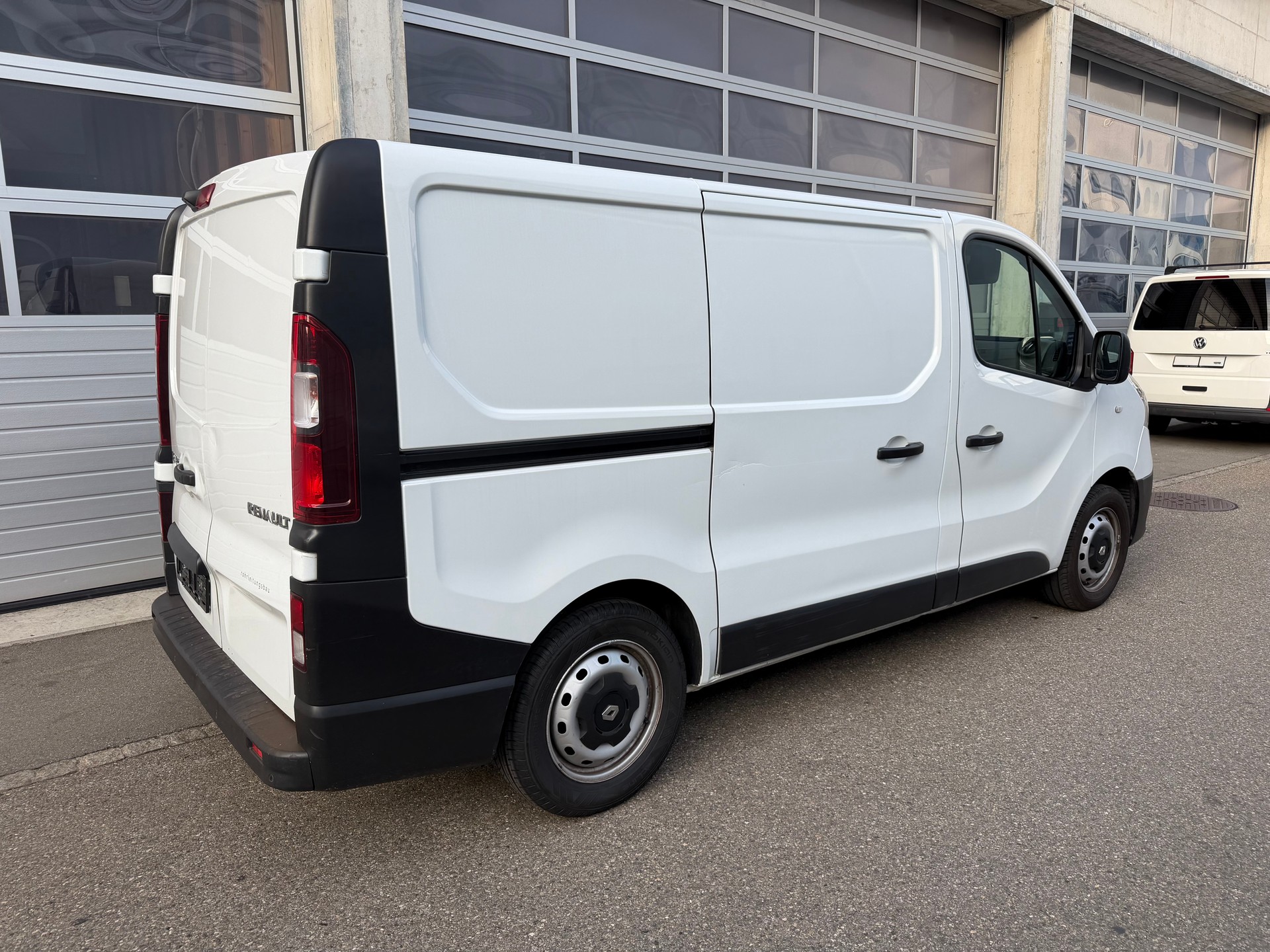 RENAULT Trafic 1.6 ENERGY TwinT. dCi125 2.9t Busin. L1H1-showroom-element-2