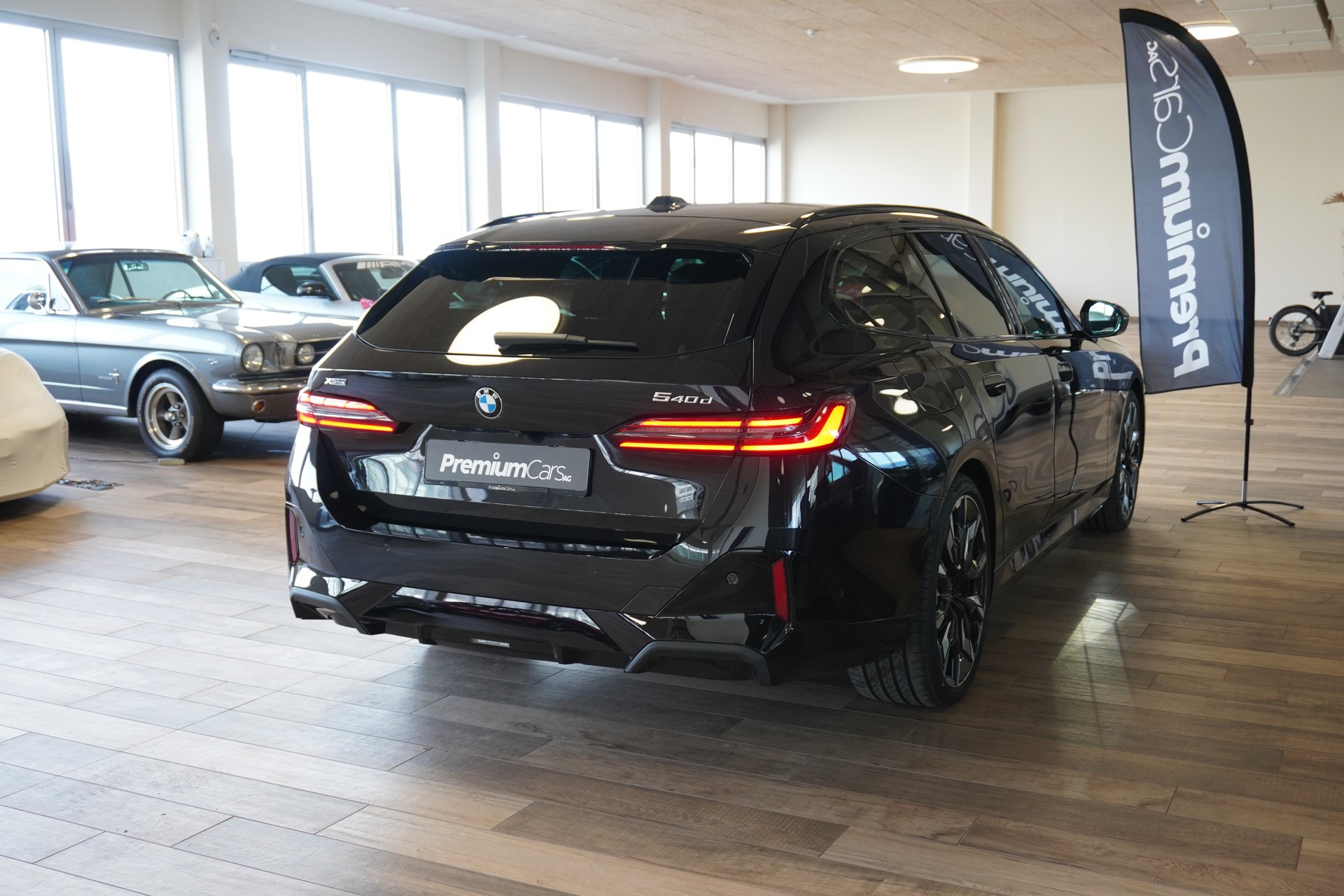 BMW 540d xDrive 48V Touring M Sport Pro Steptronic-image-3