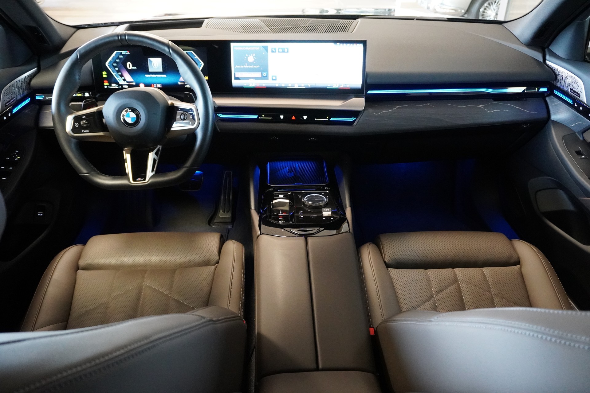 BMW 540d xDrive 48V Touring M Sport Pro Steptronic-image-10