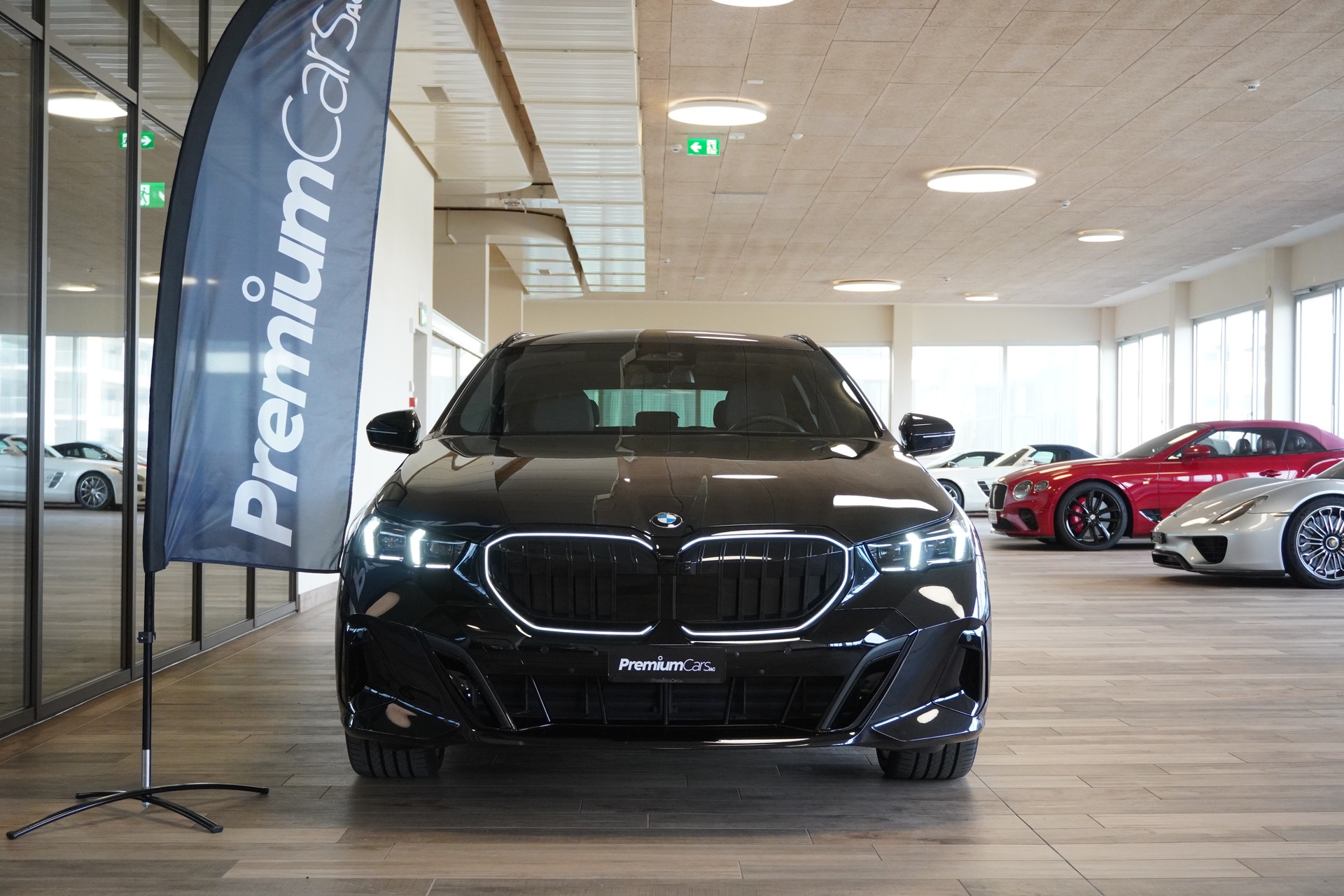 BMW 540d xDrive 48V Touring M Sport Pro Steptronic-image-1