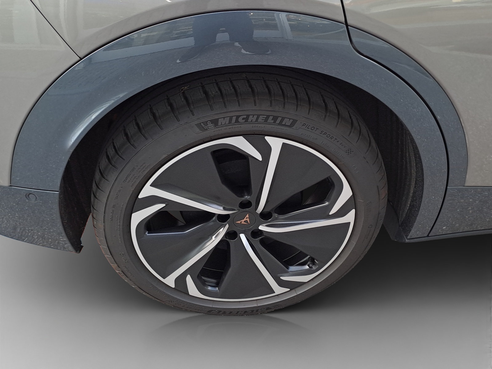 CUPRA Tavascan Type 8 77 kWh VZ-image-14