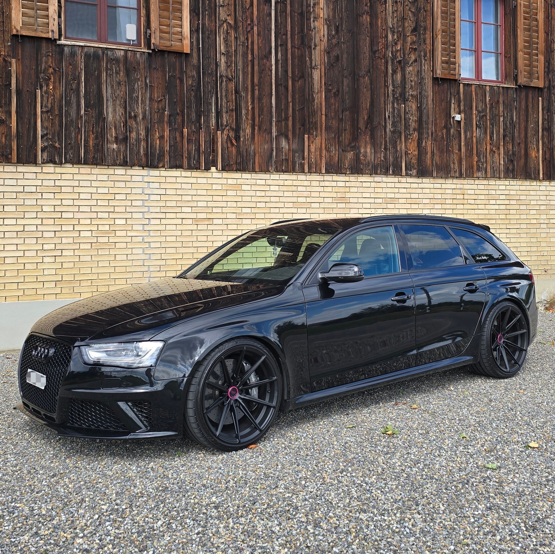 AUDI 4.2 V8 FSI quattro S-Tronic-image-0