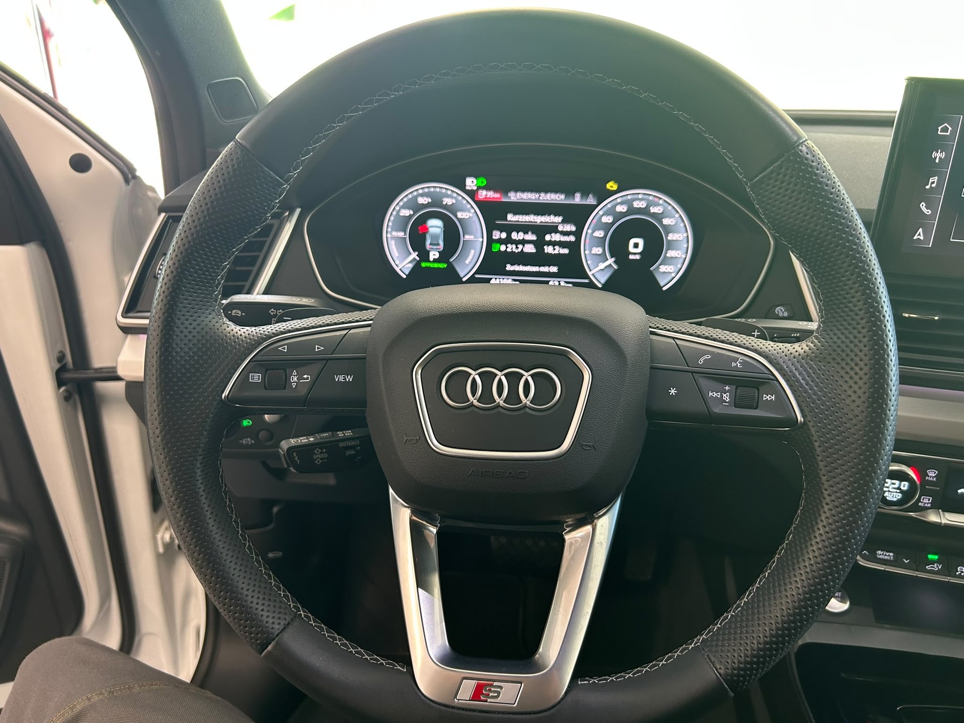 AUDI Q5 Sportback 2.0 50 TFSI e quattro S line | 8-fach | Luftfederung | Matrix | AHK | HUD | 360°-image-14