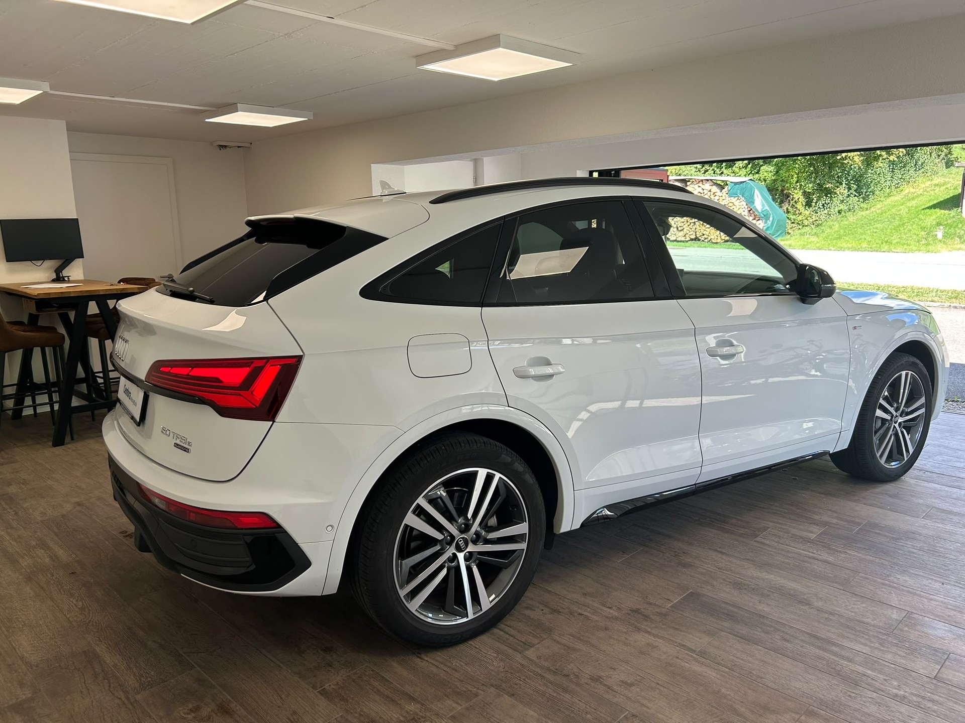 AUDI Q5 Sportback 2.0 50 TFSI e quattro S line | 8-fach | Luftfederung | Matrix | AHK | HUD | 360°-image-2