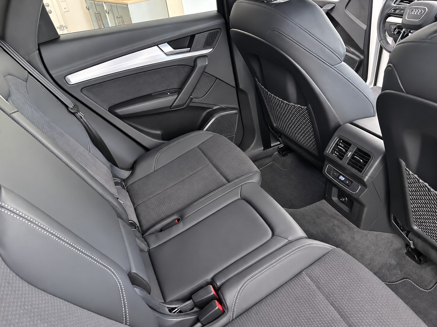 AUDI Q5 Sportback 2.0 50 TFSI e quattro S line | 8-fach | Luftfederung | Matrix | AHK | HUD | 360°-image-7