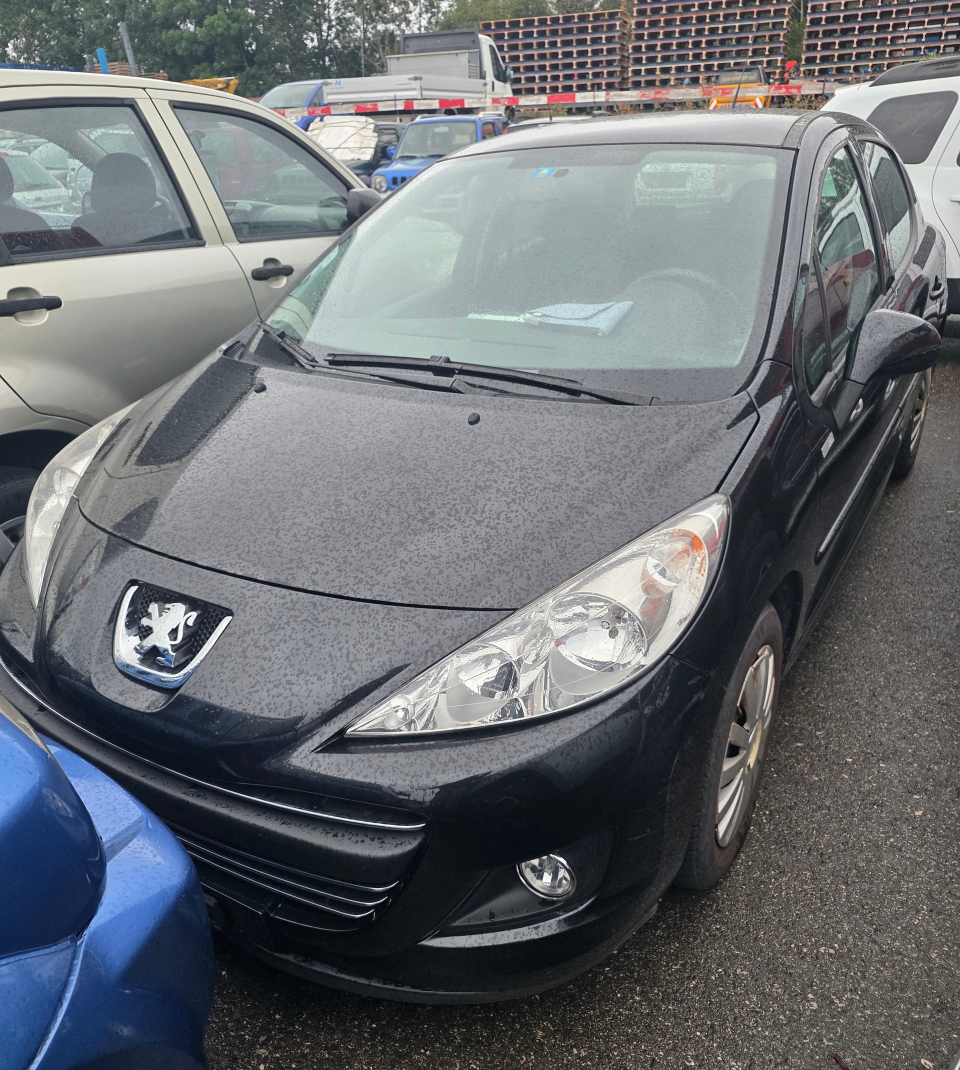 PEUGEOT 207 1.4 16V Swiss Edition-image-0