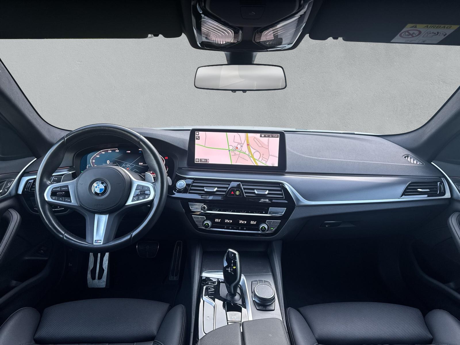 BMW 520d M Sport xDrive Touring G31 (CH) AHK 📍 ** Action Leasing à 2.88% Jusqu'au 30.09.2026 **-image-12