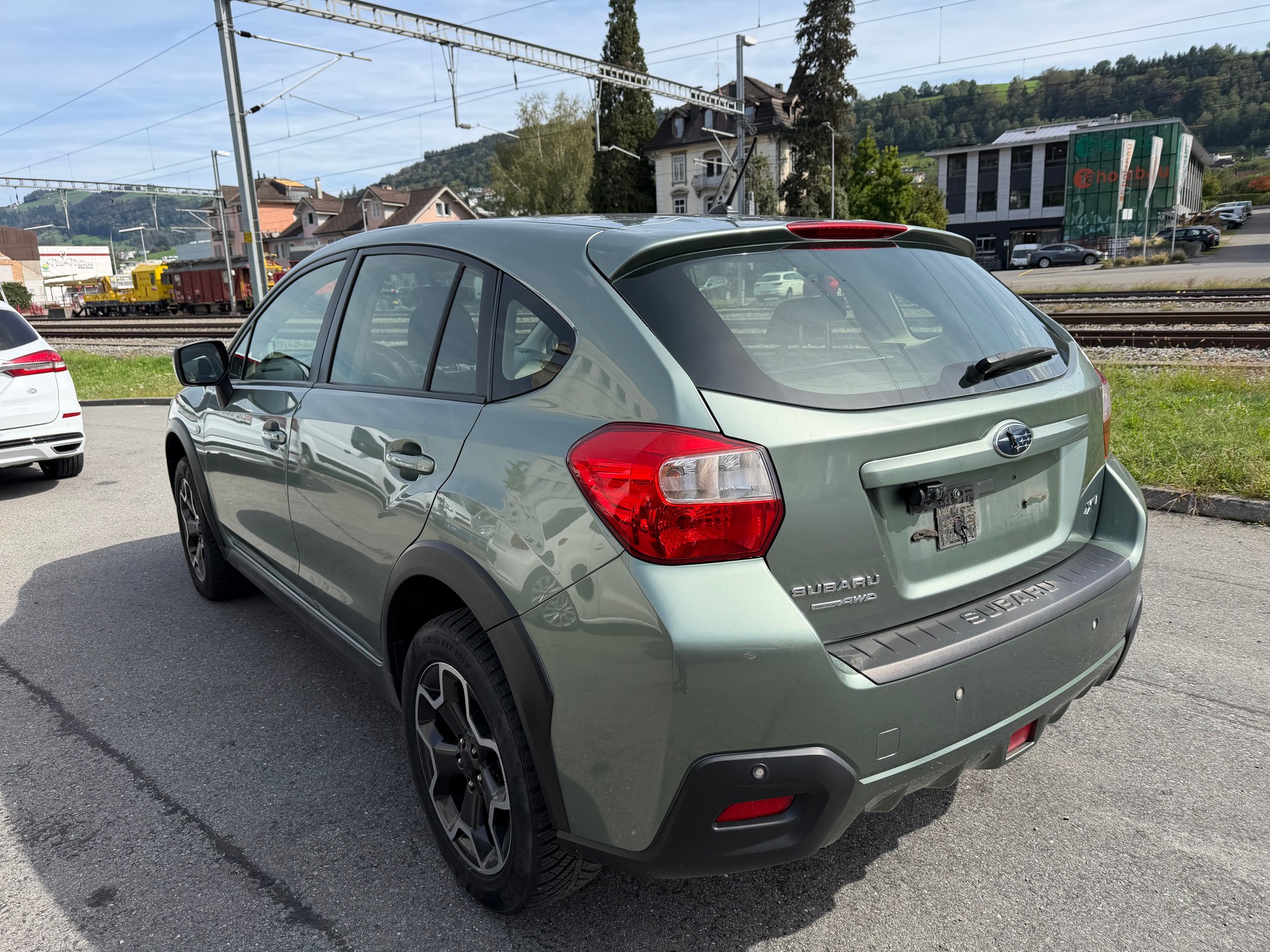 SUBARU XV 1.6 Swiss Two AWD CVT-image-4