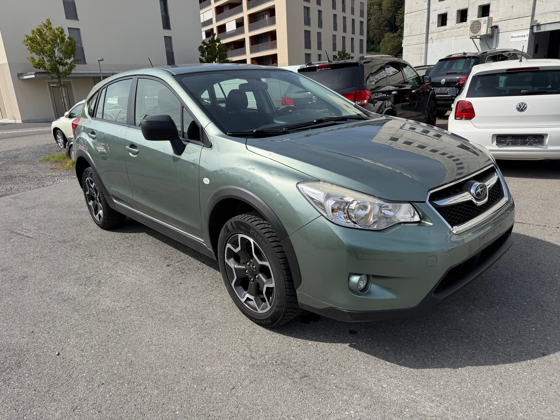 SUBARU XV 1.6 Swiss Two AWD CVT-image-3