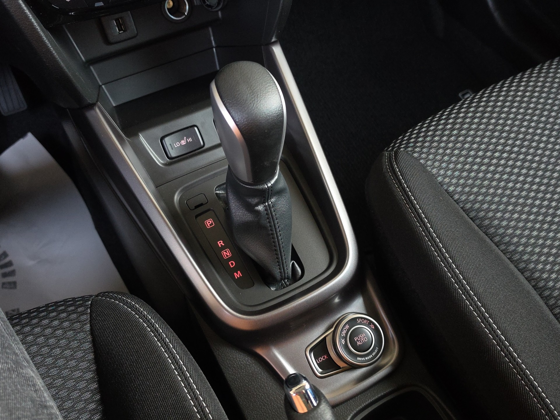 SUZUKI Vitara 1.4 T Piz Sulai Hybrid 4x4-image-11