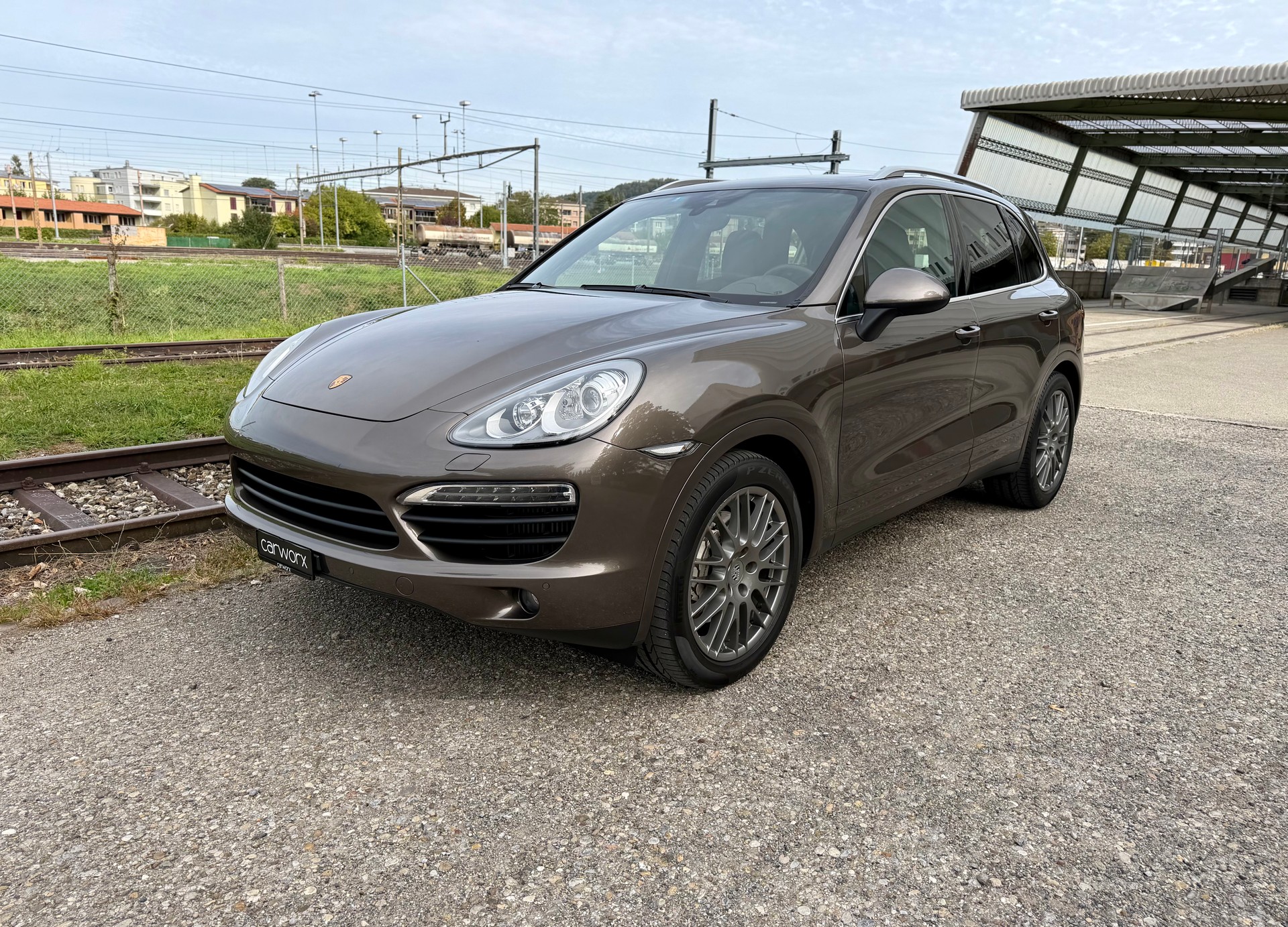 PORSCHE Cayenne S Diesel-image-2