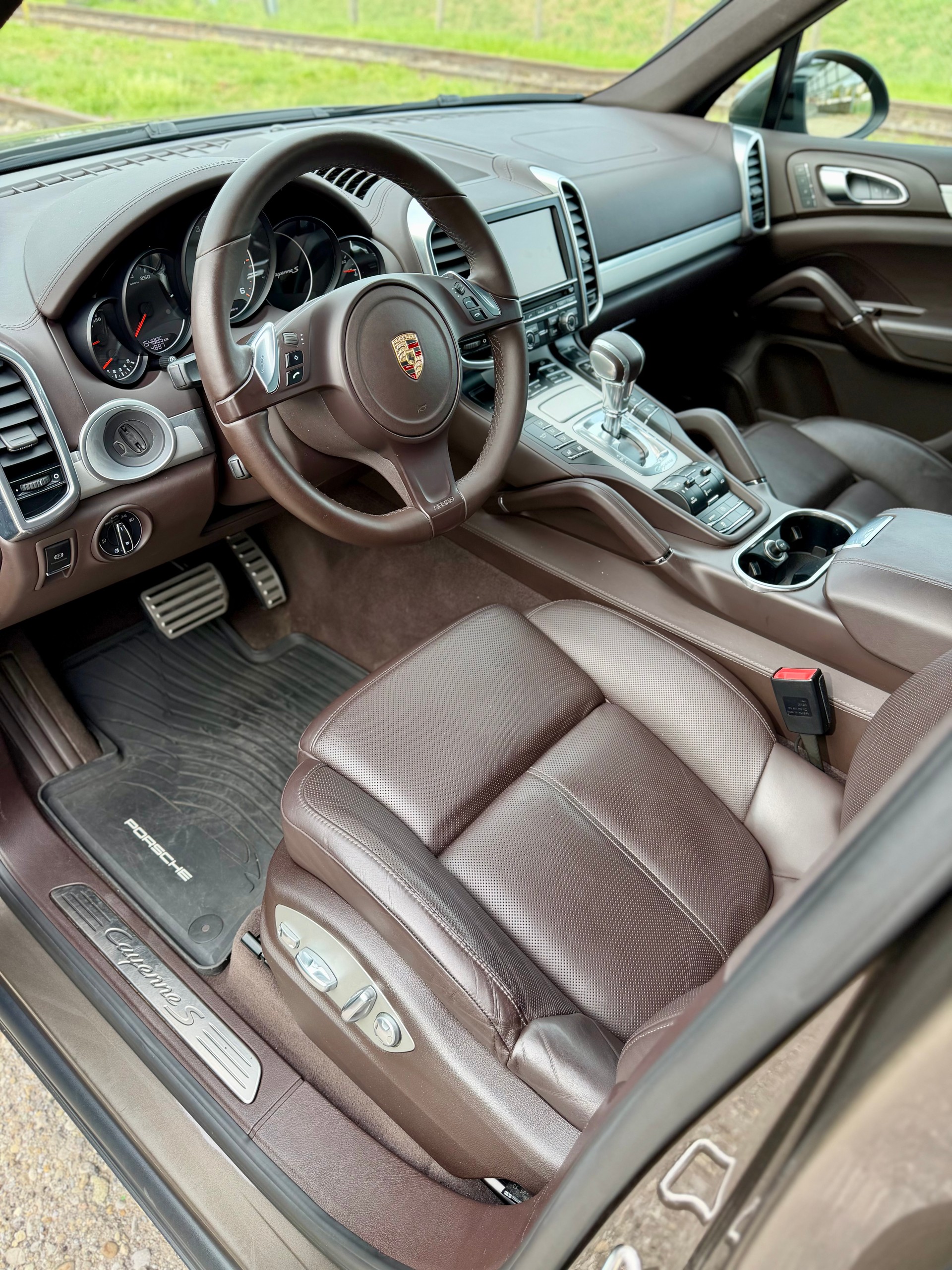 PORSCHE Cayenne S Diesel-image-5