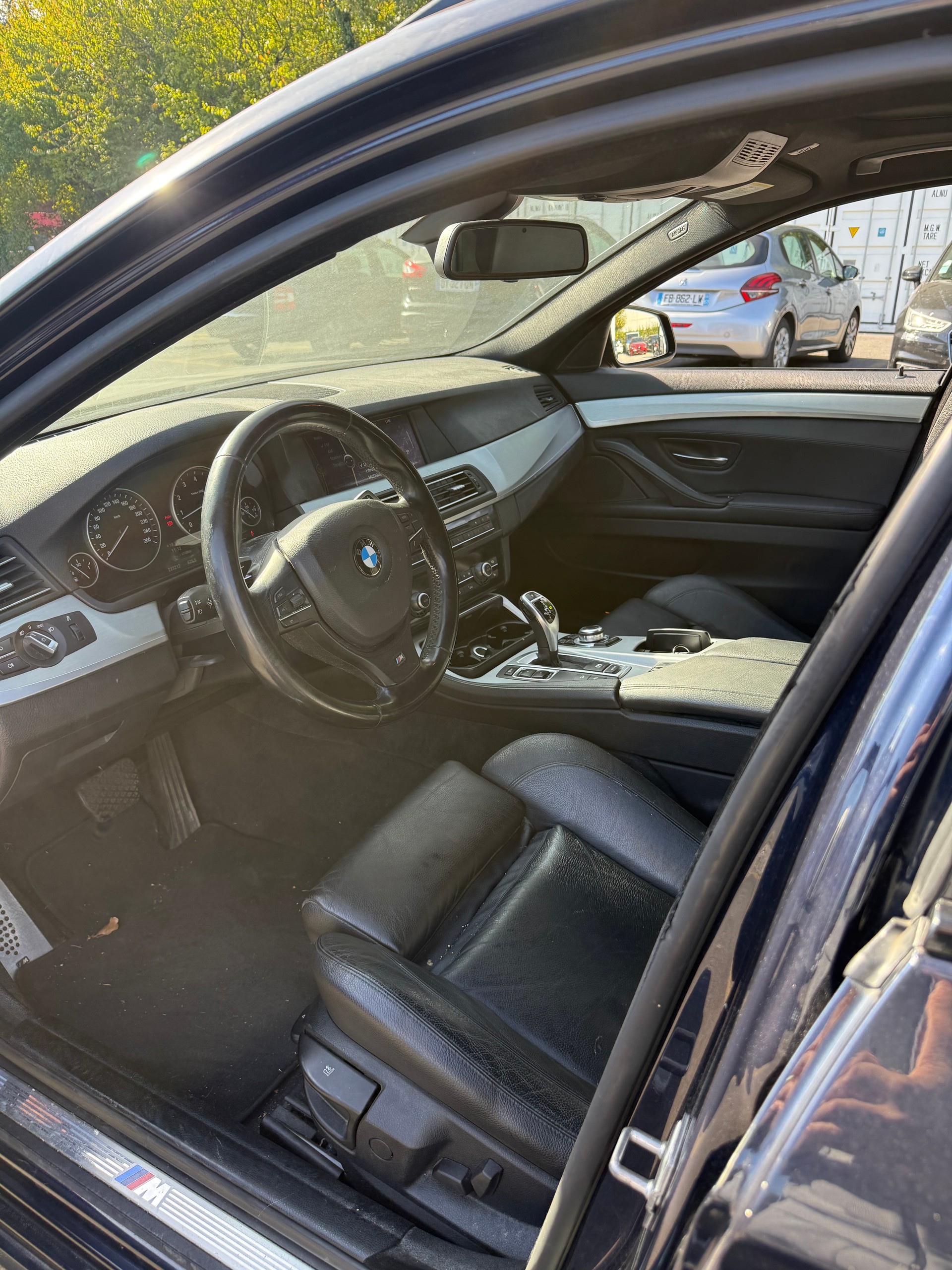 BMW 528i xDrive Touring Steptronic-image-9