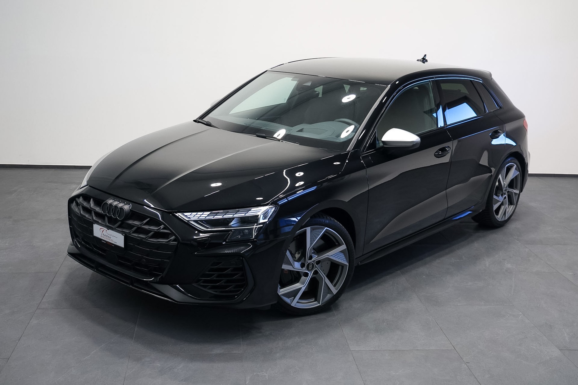 AUDI S3 Sportback TFSI quattro S-tronic *Akrapovic*Audi Werksgarantie bis 07.2027*-image-1